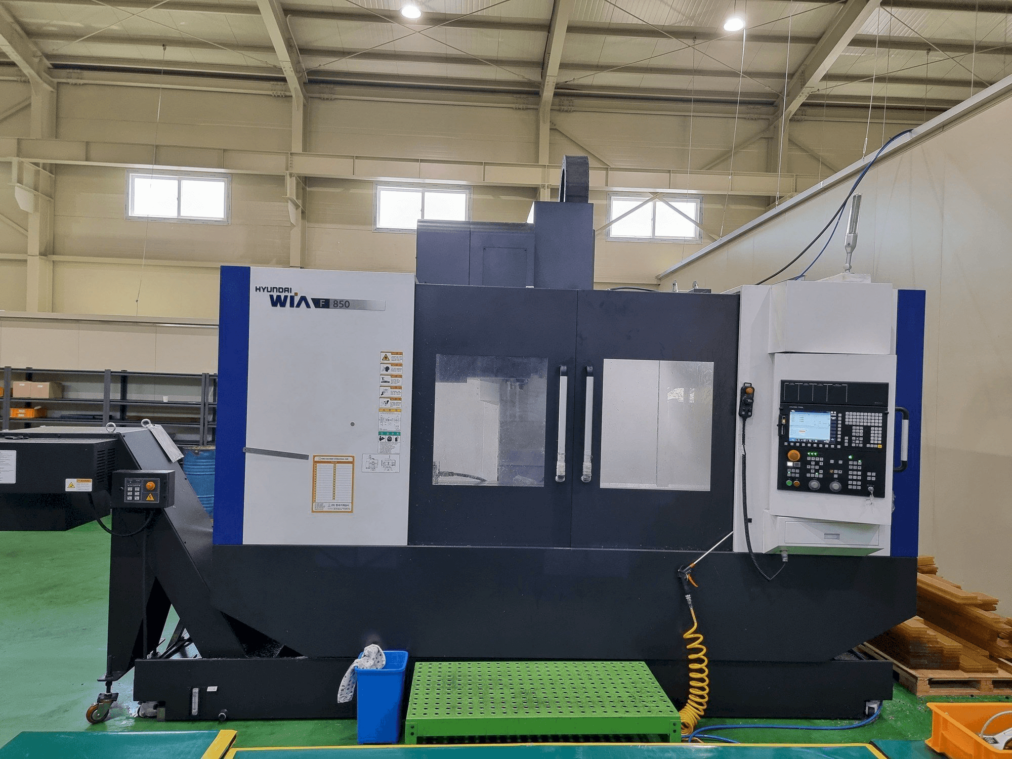 Mašīnas Hyundai Wia F850 pretskats