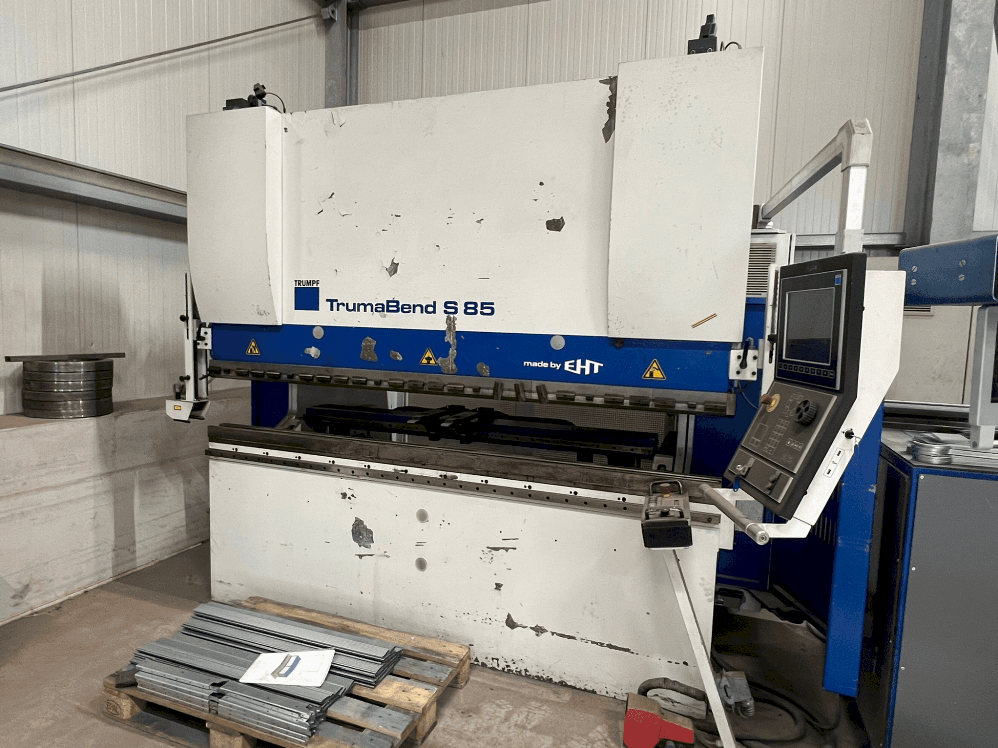 Mašīnas TRUMPF TrumaBend S 85 - 25 pretskats
