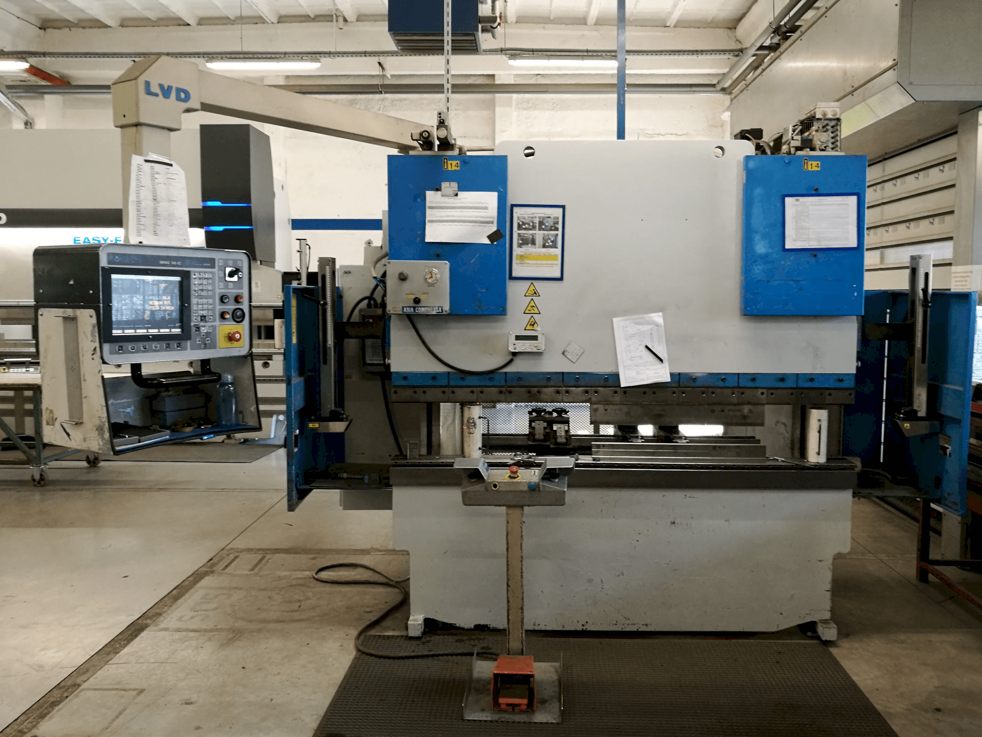 Mašīnas LVD PPEB 50/20 MNC 95 pretskats