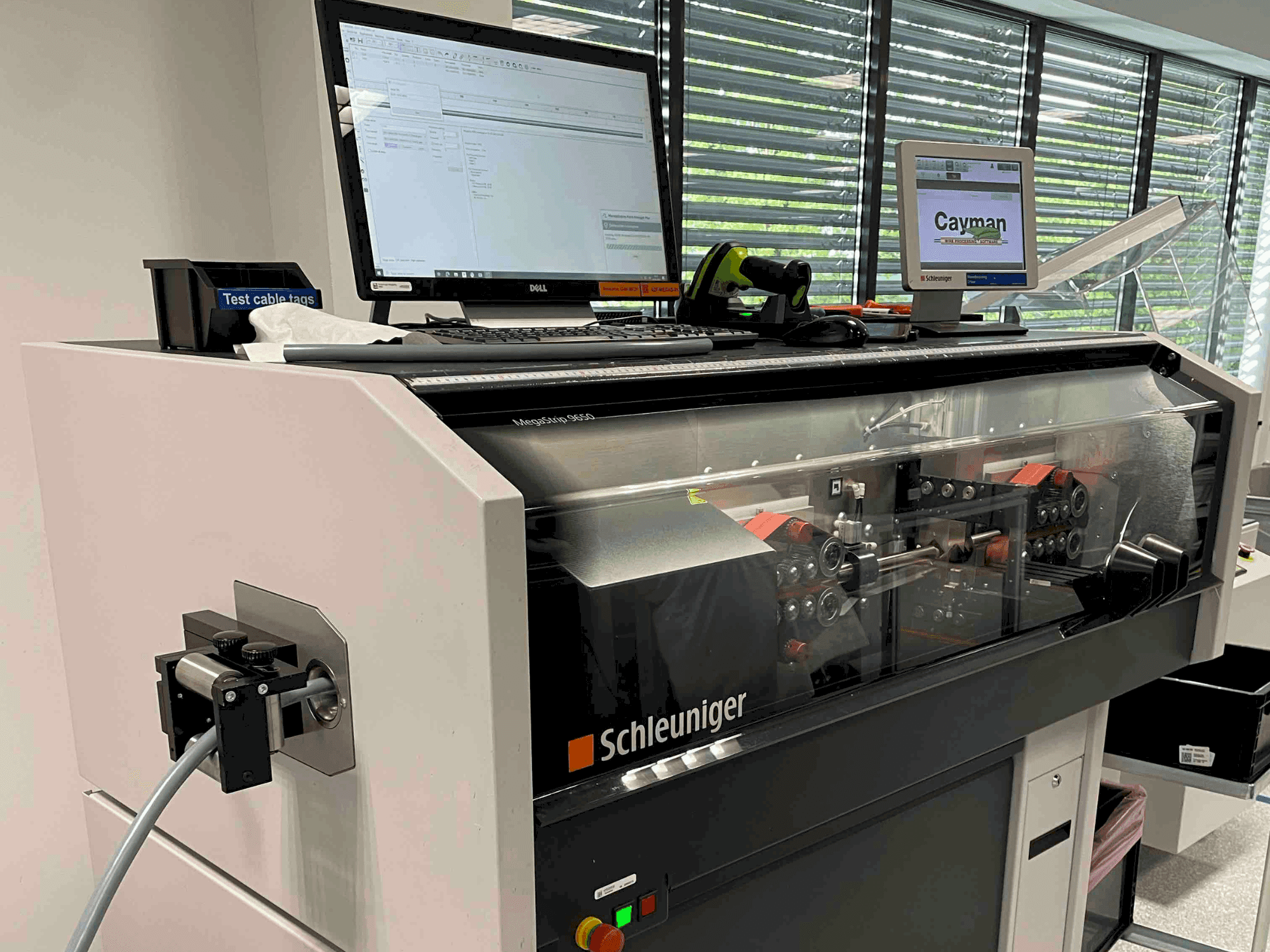 Mašīnas Schleuniger MegaStrip 9650 pretskats