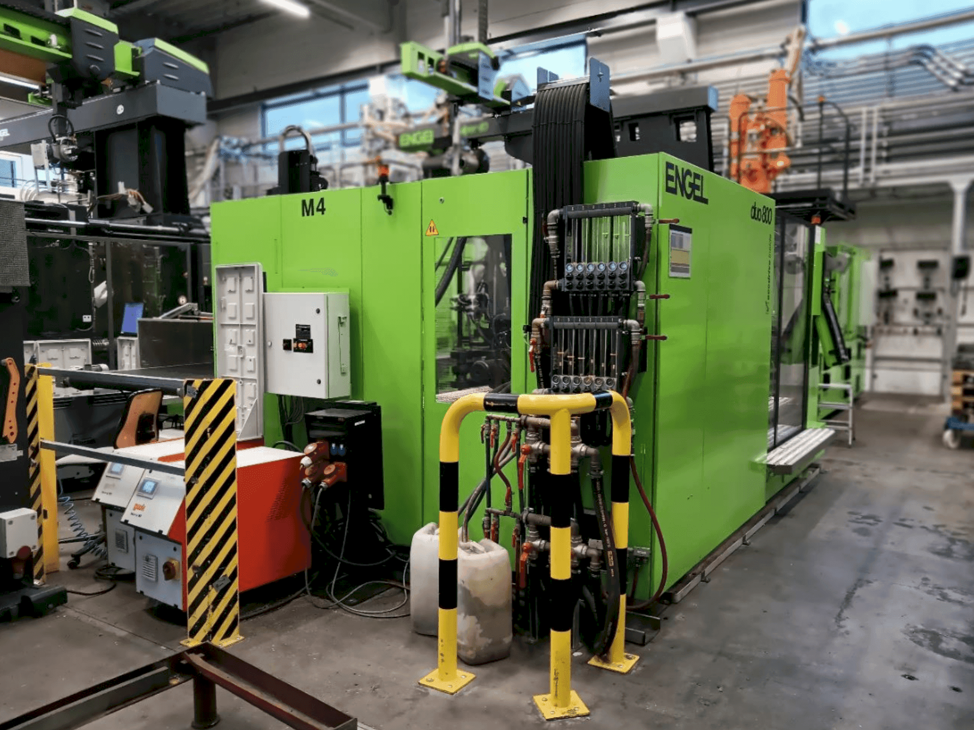 Mašīnas Engel Duo 11050/800 skats no kreisās puses