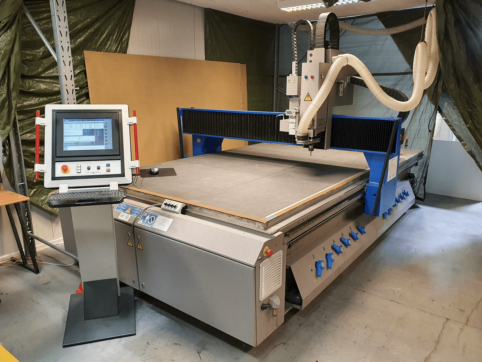 Mašīnas MECANUMERIC Mecapro PRO 3020 pretskats