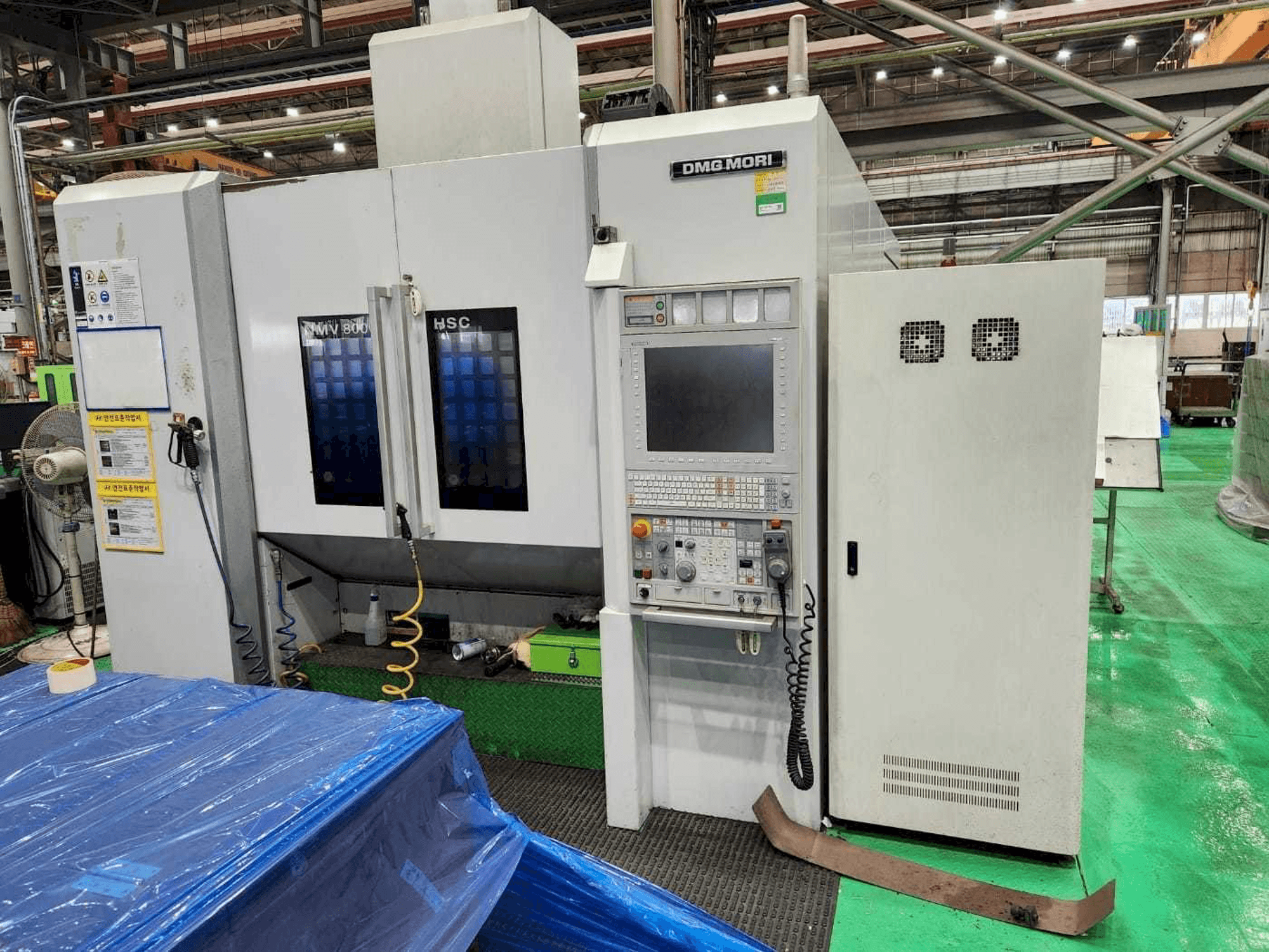 Mašīnas DMG MORI NMV 8000 DCG / 40 pretskats