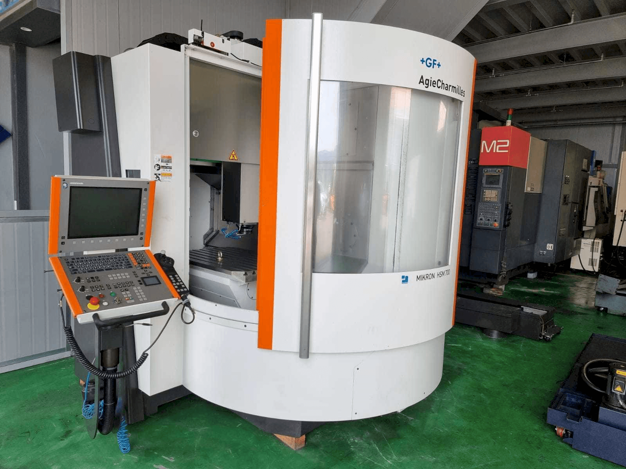 Mašīnas GF AgieCharmilles Mikron HSM 700 pretskats