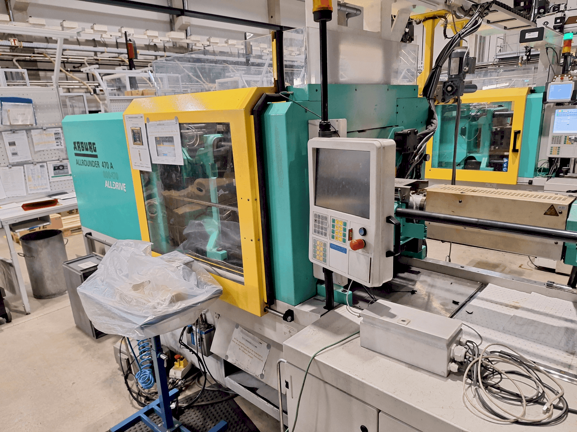 Mašīnas Arburg 470 A 800-170 pretskats