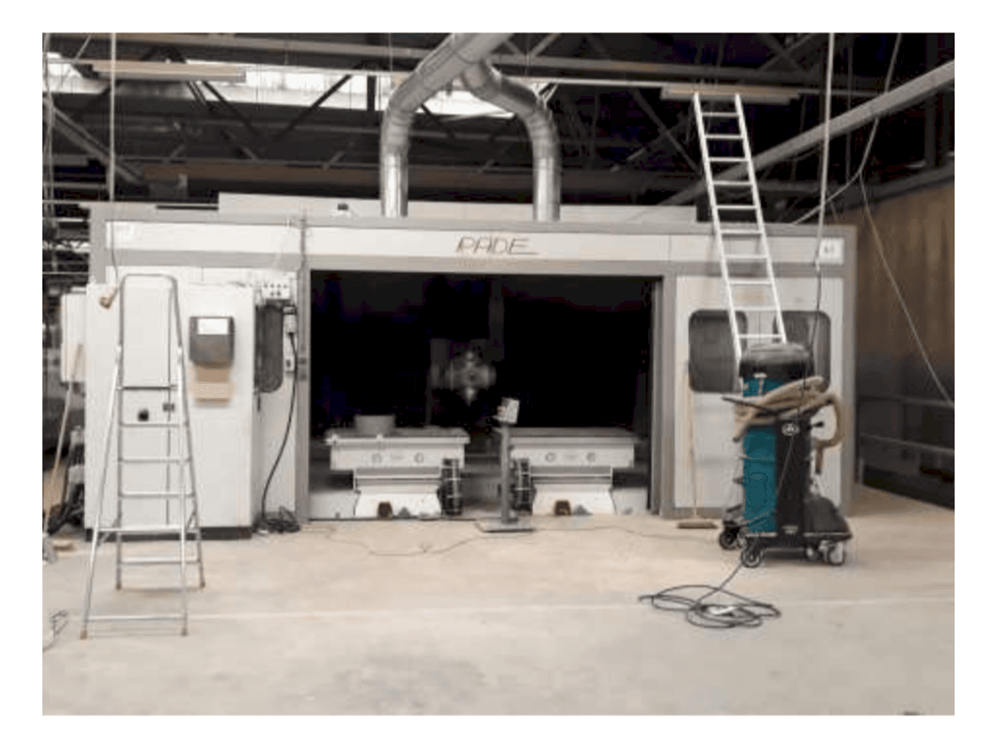 Mašīnas PADE UNI 5 concept pretskats