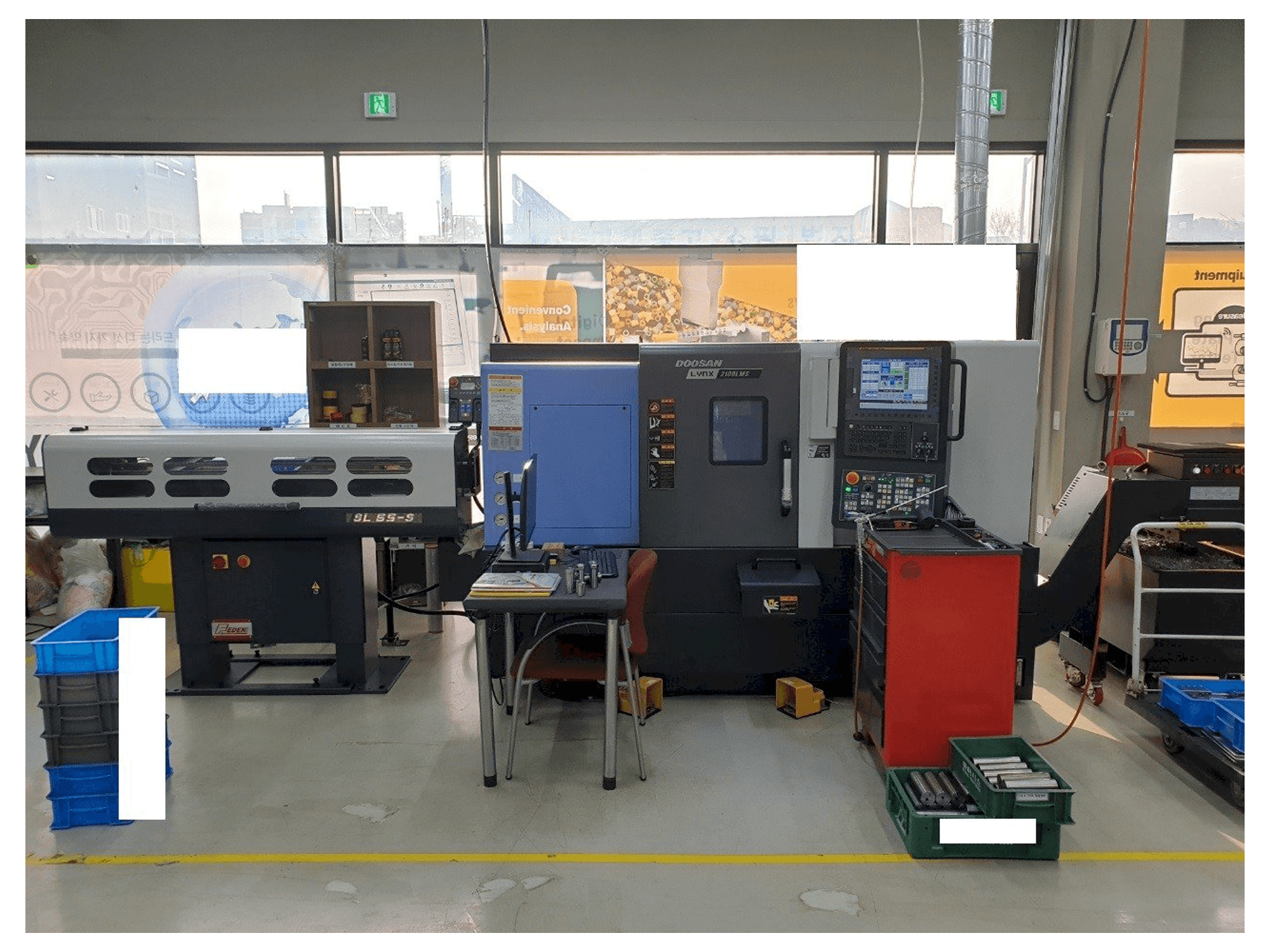 Mašīnas Doosan LYNX2100LMSB pretskats