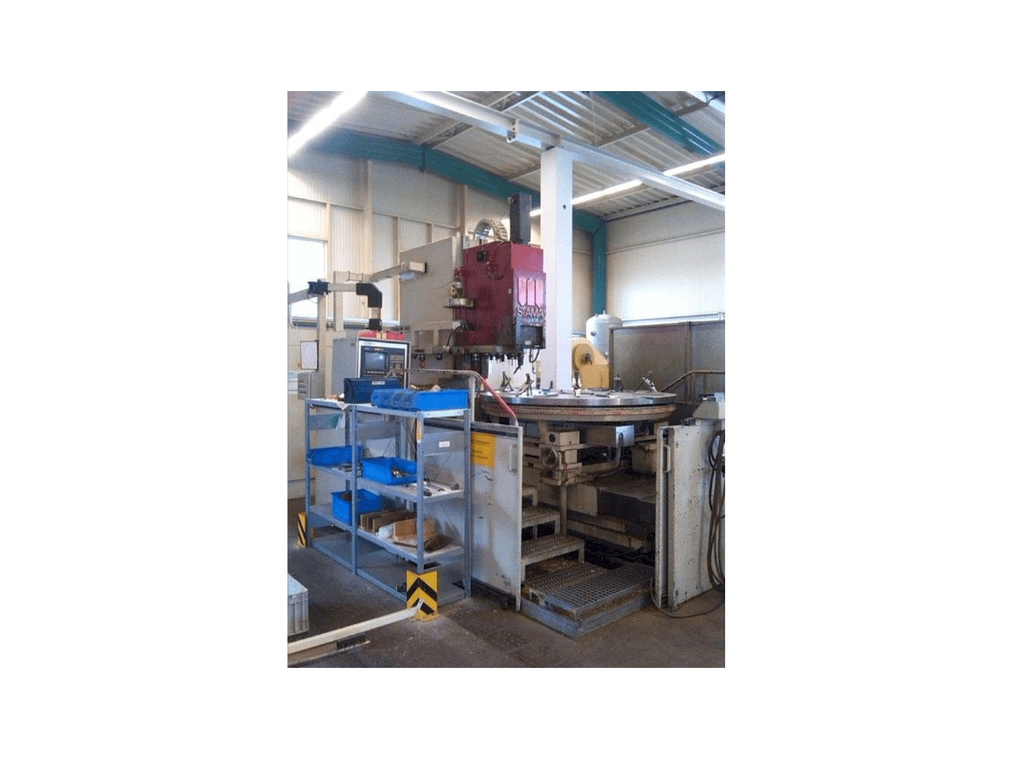 Mašīnas STAMA MC 430- GÜ pretskats