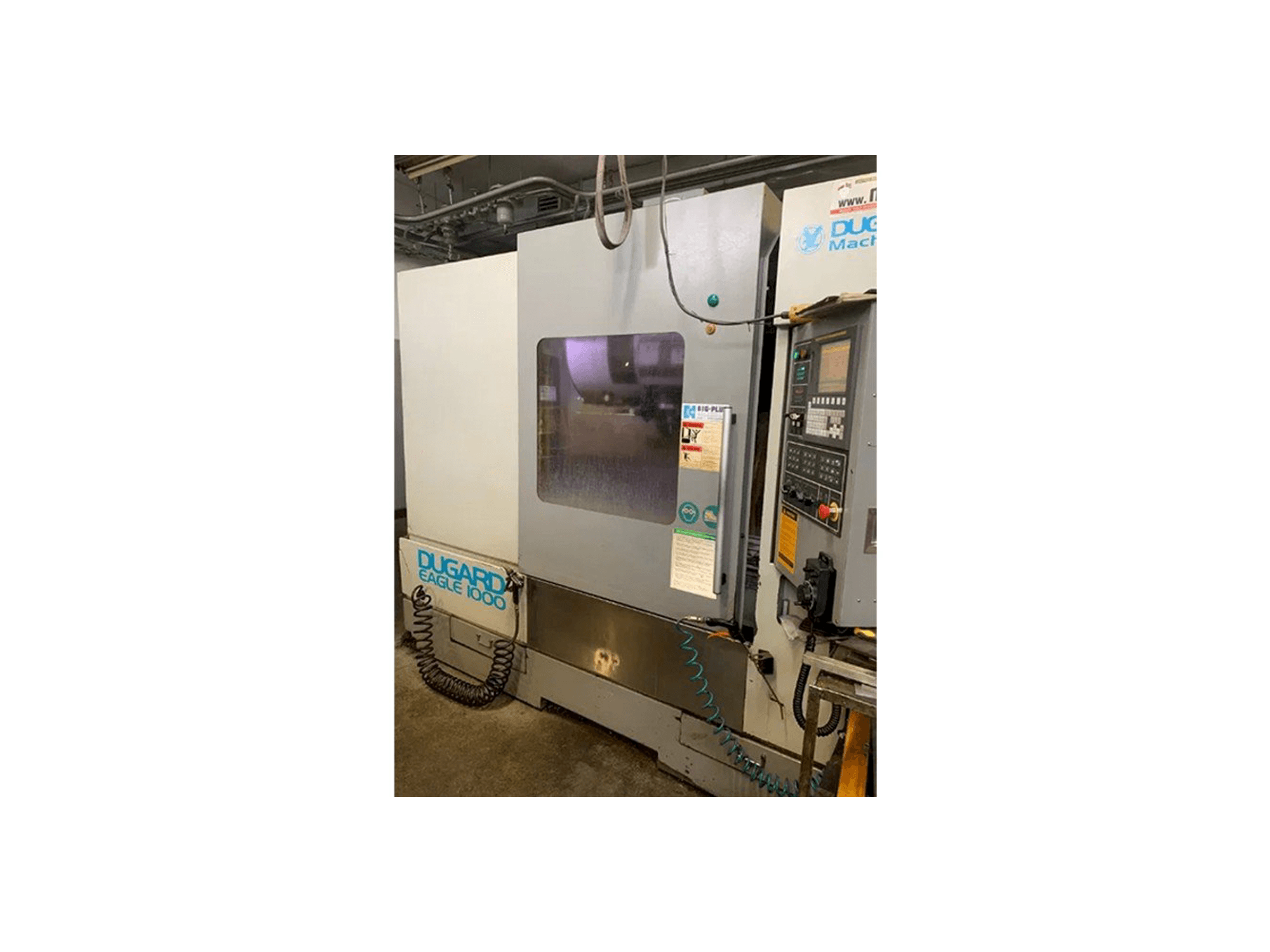 Mašīnas Dugard Eagle 1000 pretskats