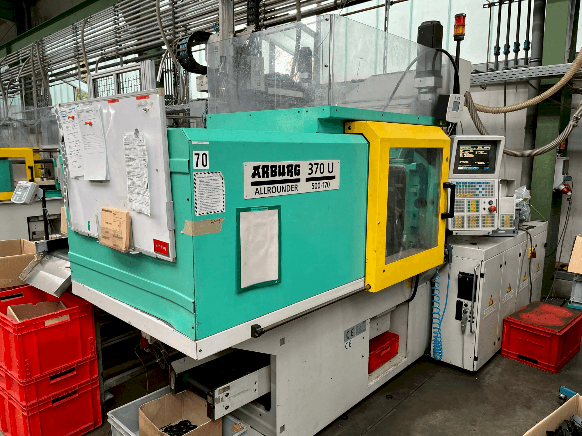 Mašīnas Arburg Allrounder 370-50 U pretskats