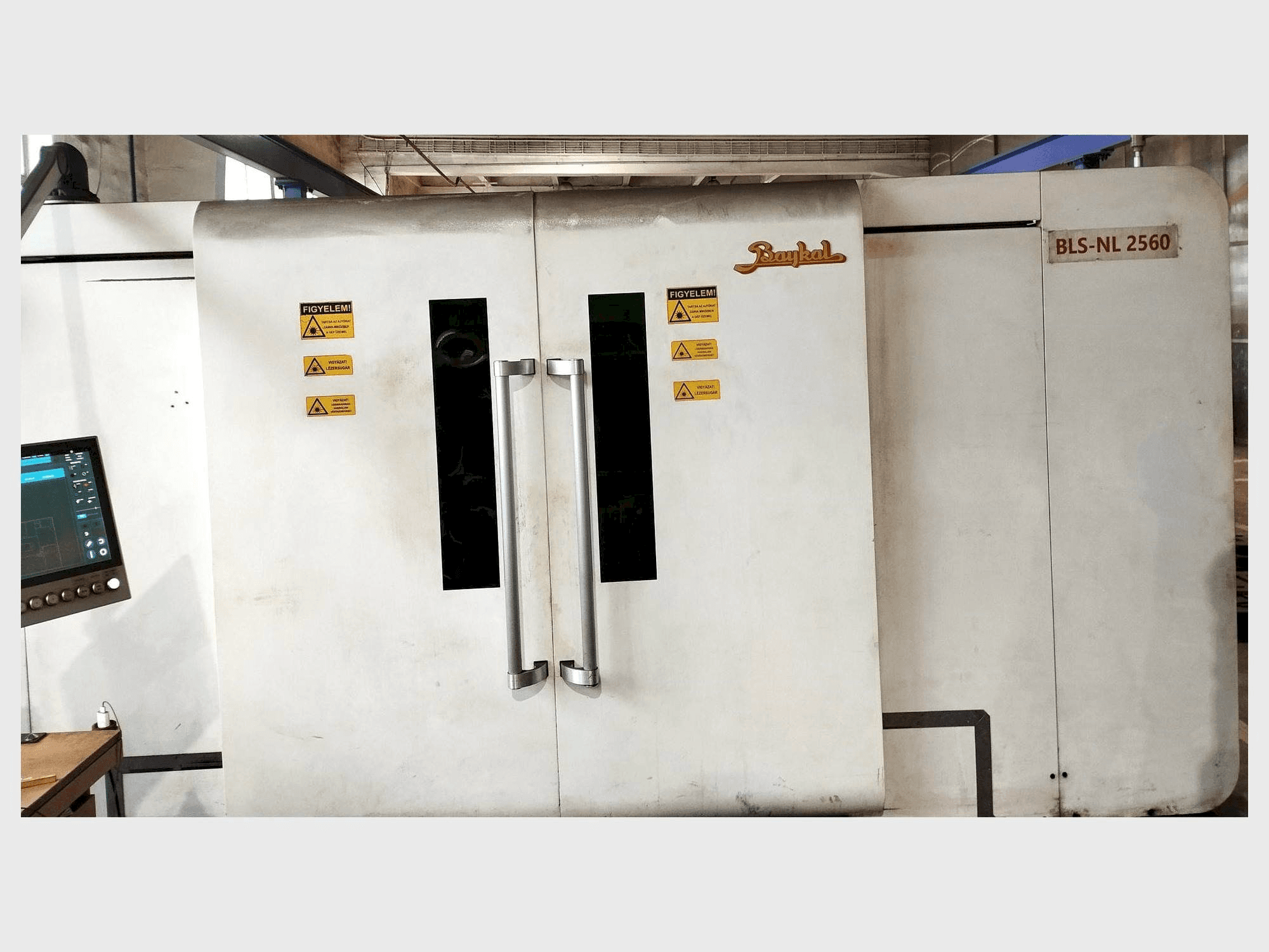 Mašīnas Baykal BLS-NL 2060 4kW Fiber pretskats