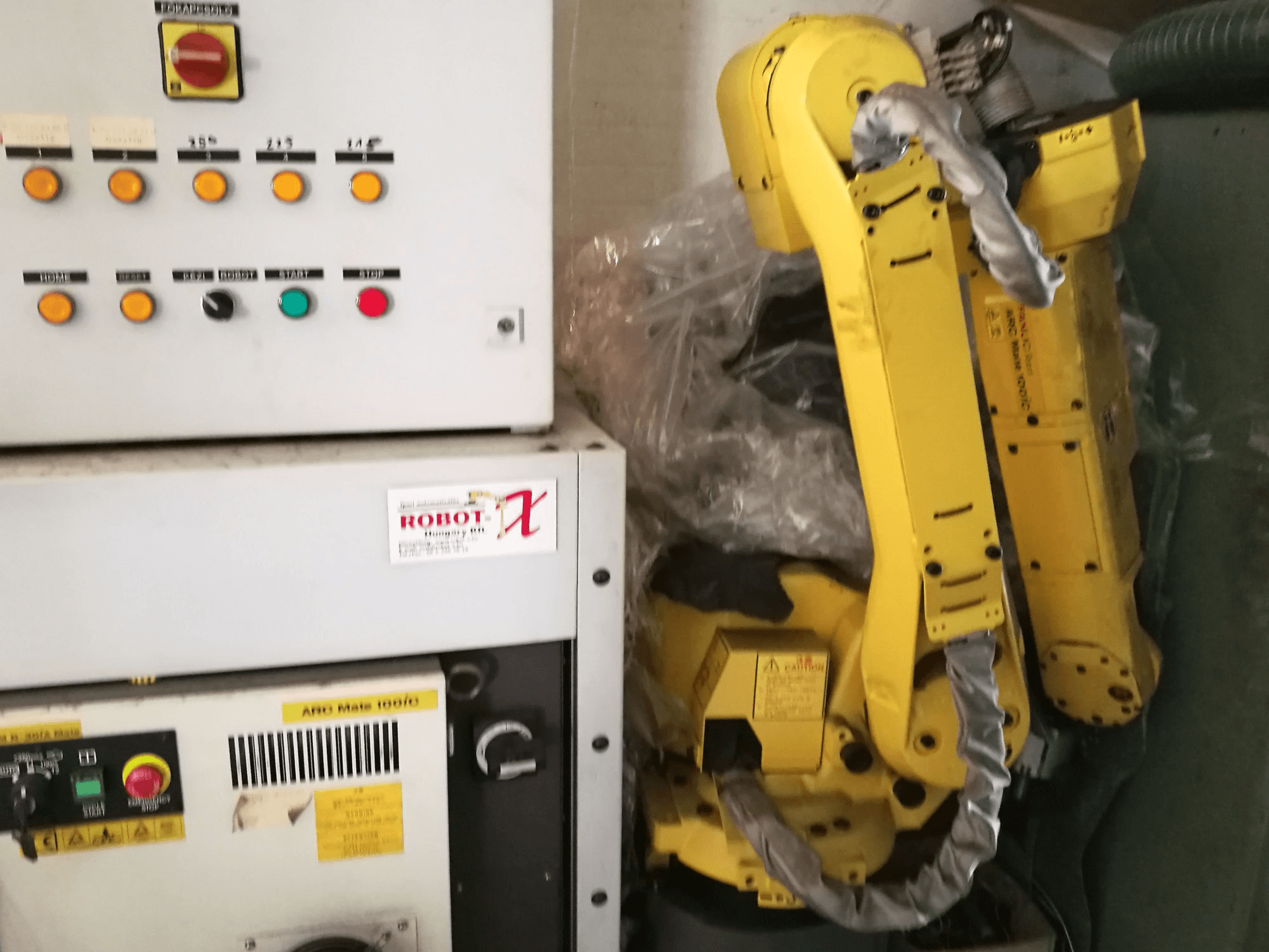 Mašīnas FANUC ARC Mate 100iC pretskats