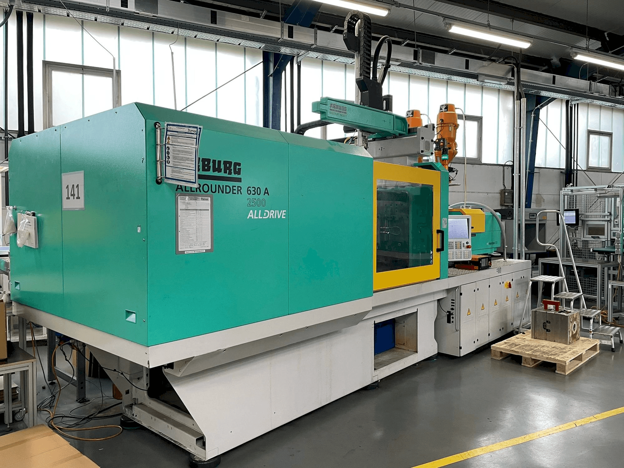 Mašīnas Arburg Allrounder 630 A 2500-800 pretskats