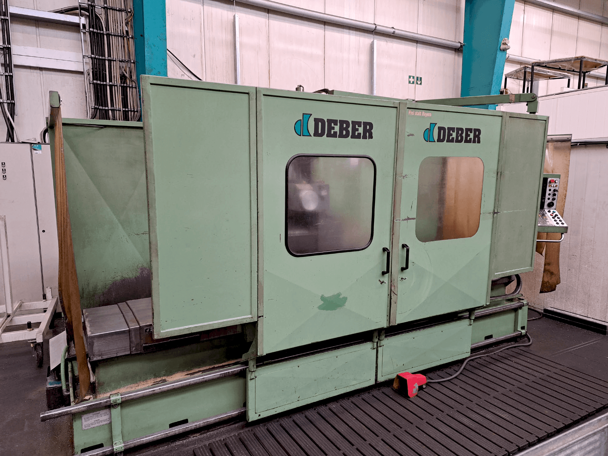 Mašīnas DEBER Dinamyc 2 pretskats