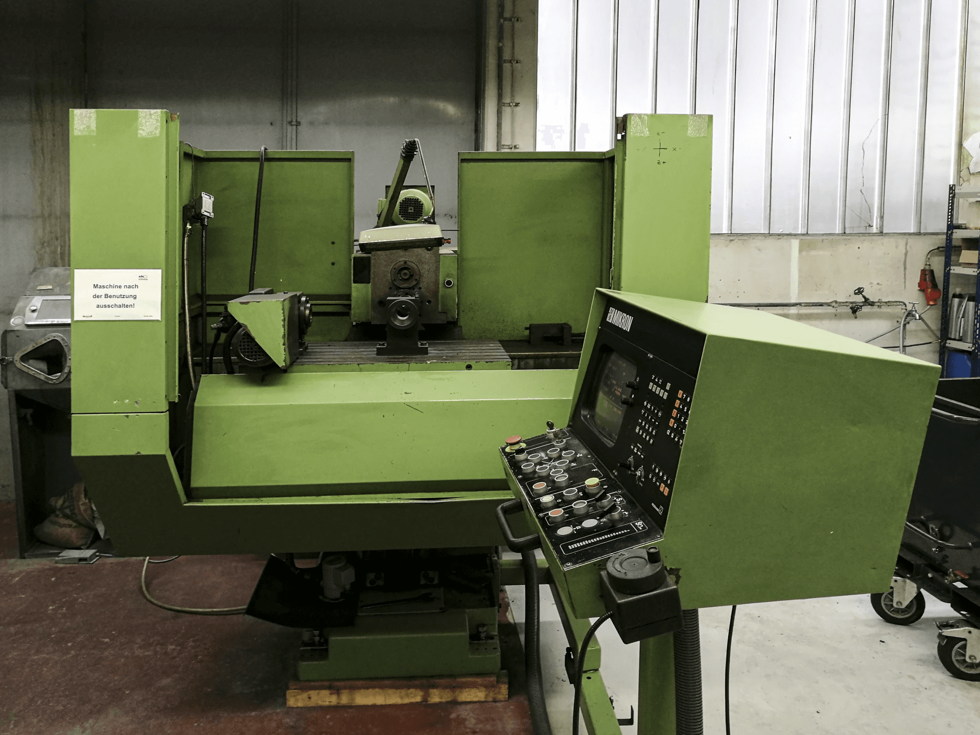 Mašīnas Mikron WF-31 D pretskats