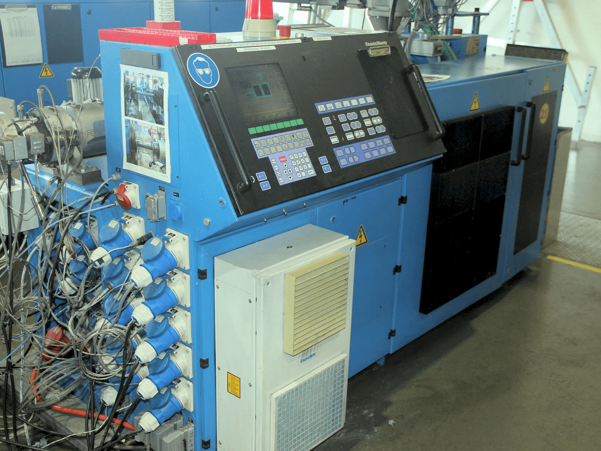 Mašīnas Krauss Maffei KME 1-75-30 B pretskats