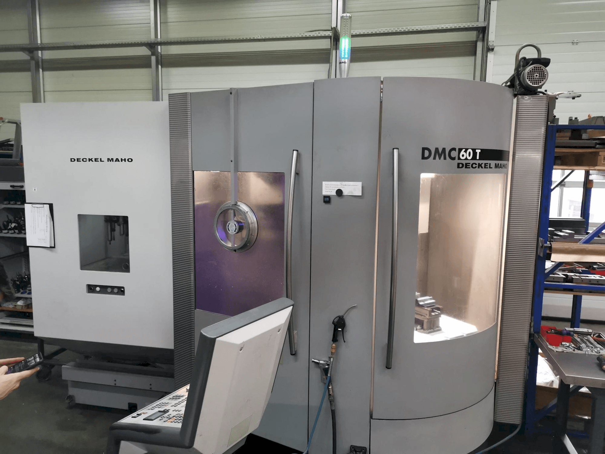 Mašīnas DECKEL MAHO DMC 60T pretskats