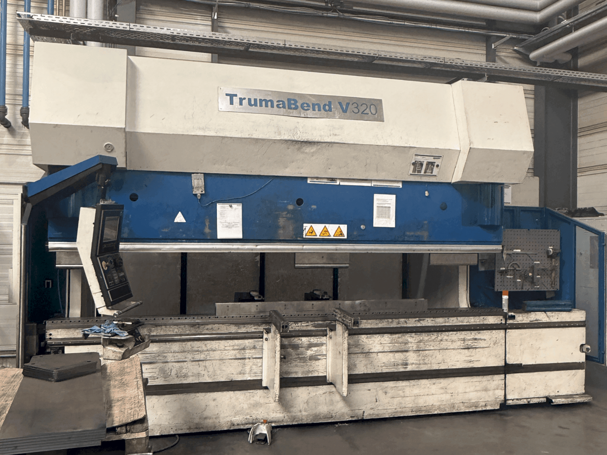 Mašīnas TRUMPF TrumaBend V320 pretskats