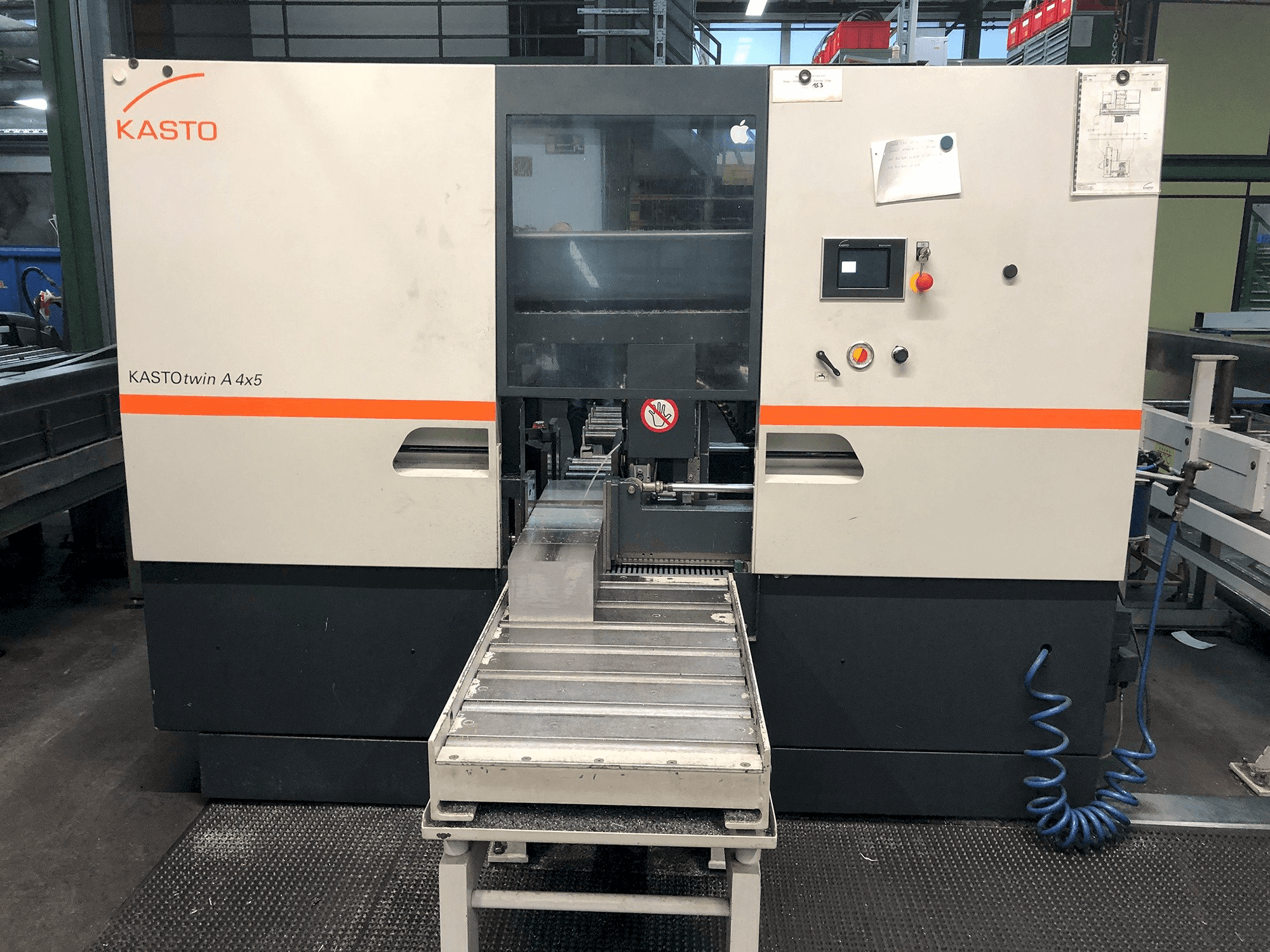 Mašīnas KASTO Twin A4x5 pretskats