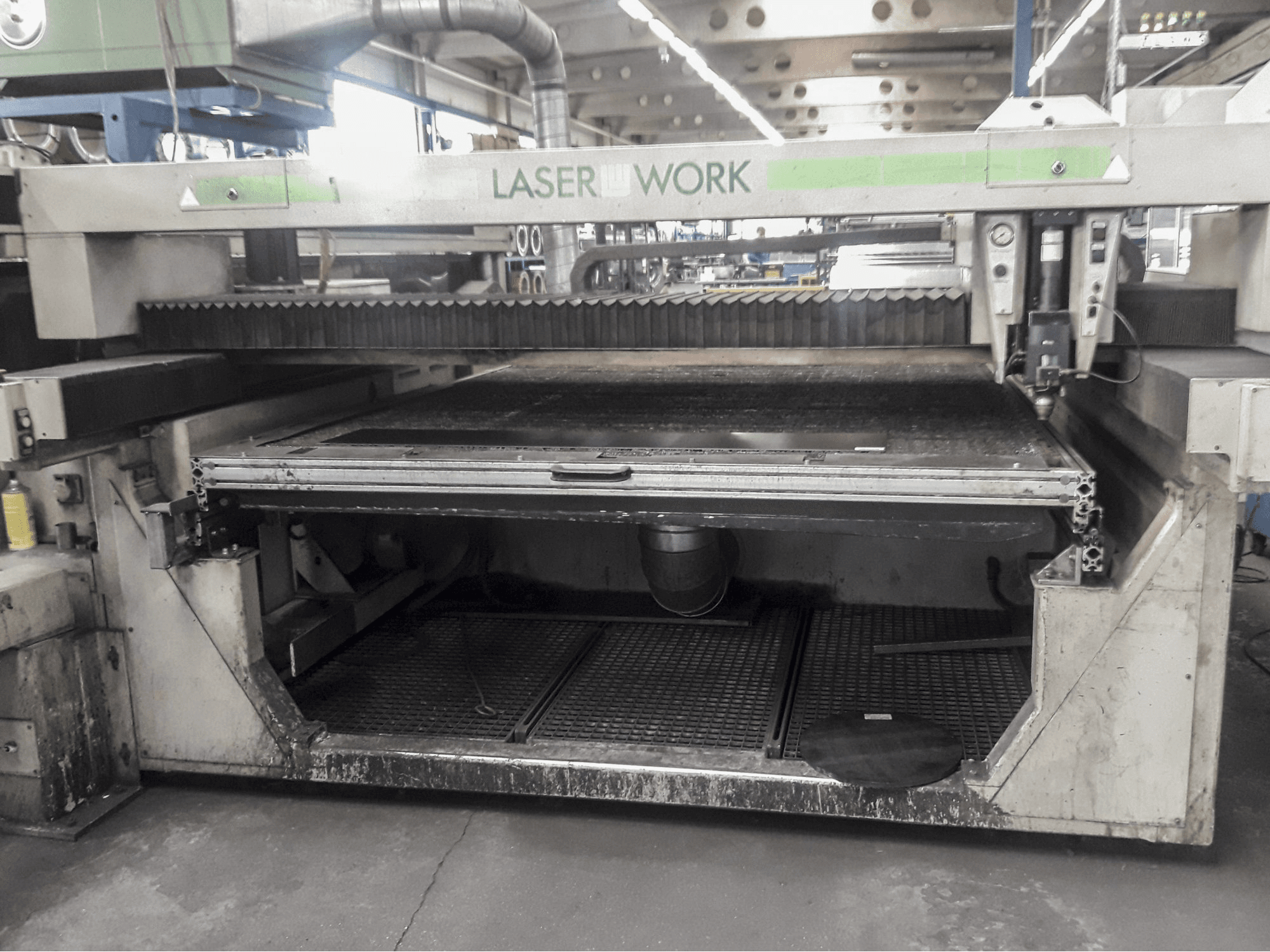 Mašīnas WEGMANN-BAASEL VFA 1750 pretskats