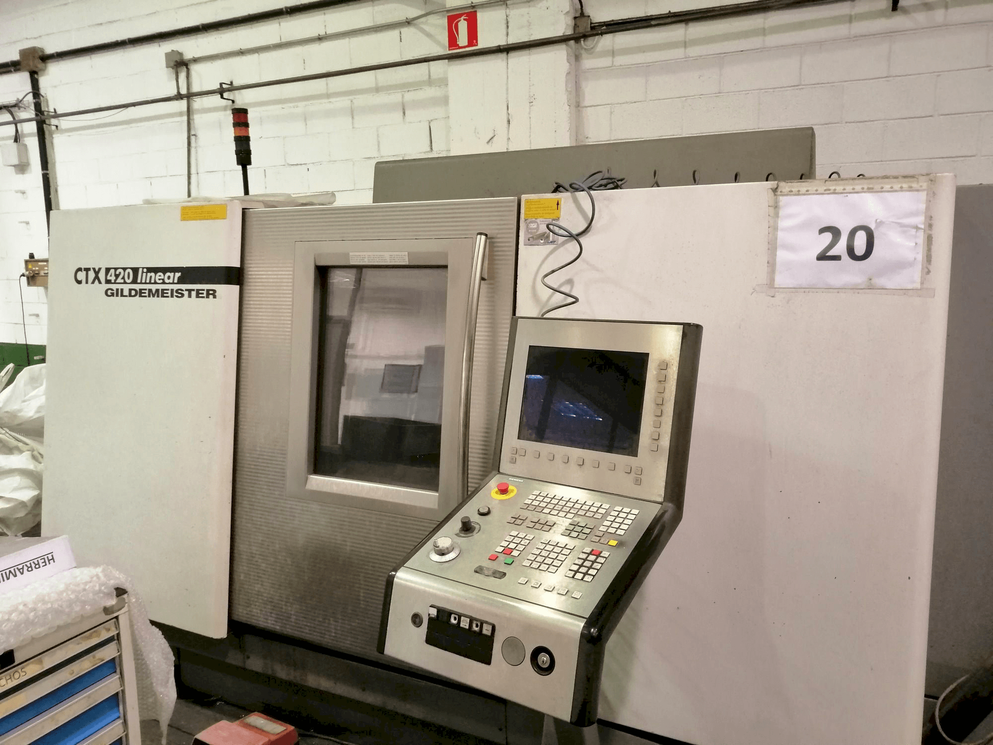 Mašīnas Gildemeister CTX 400 pretskats