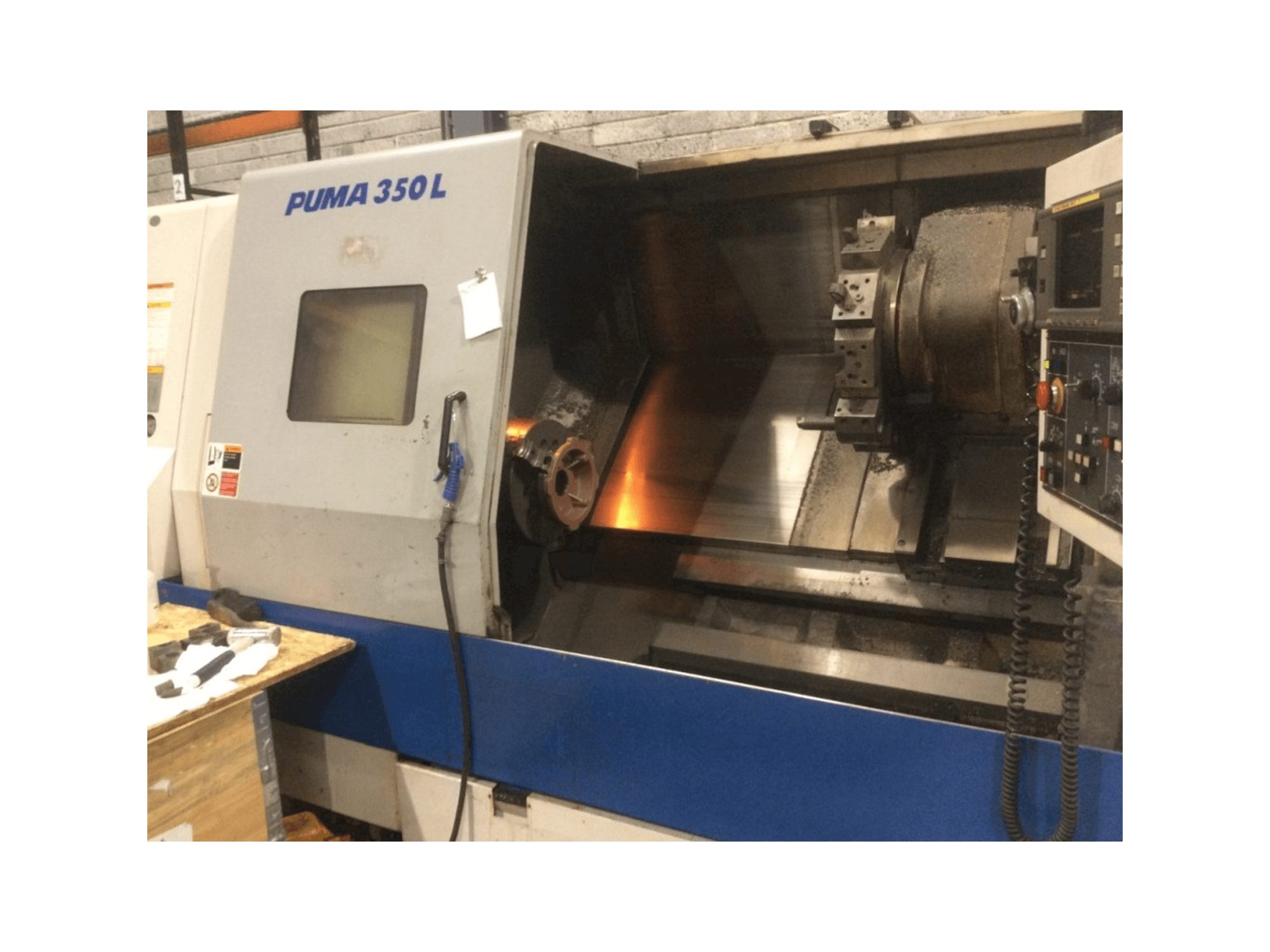 Mašīnas DAEWOO Puma 350LB pretskats