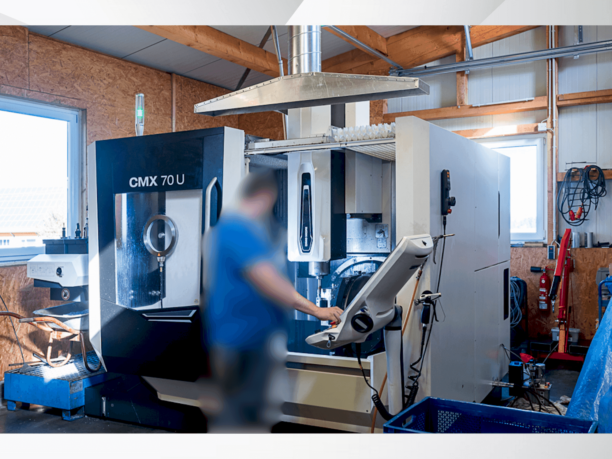 Mašīnas DMG MORI CMX 70 U pretskats