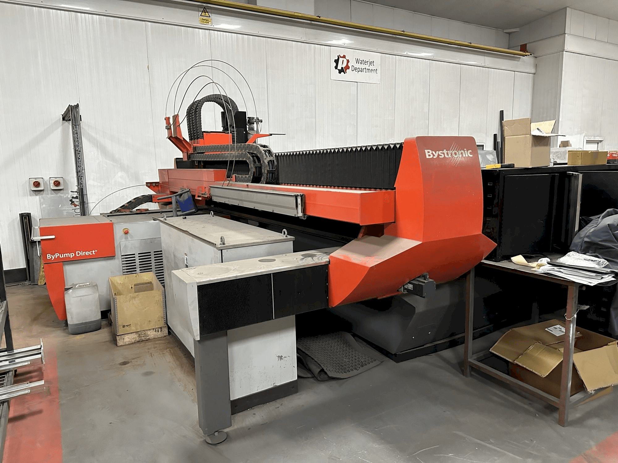 Mašīnas Bystronic Byjet Flex 6030 Waterjet pretskats