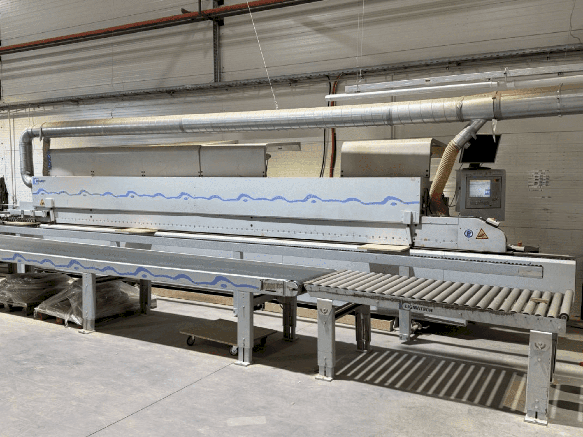 Mašīnas BRANDT KDF 991 pretskats