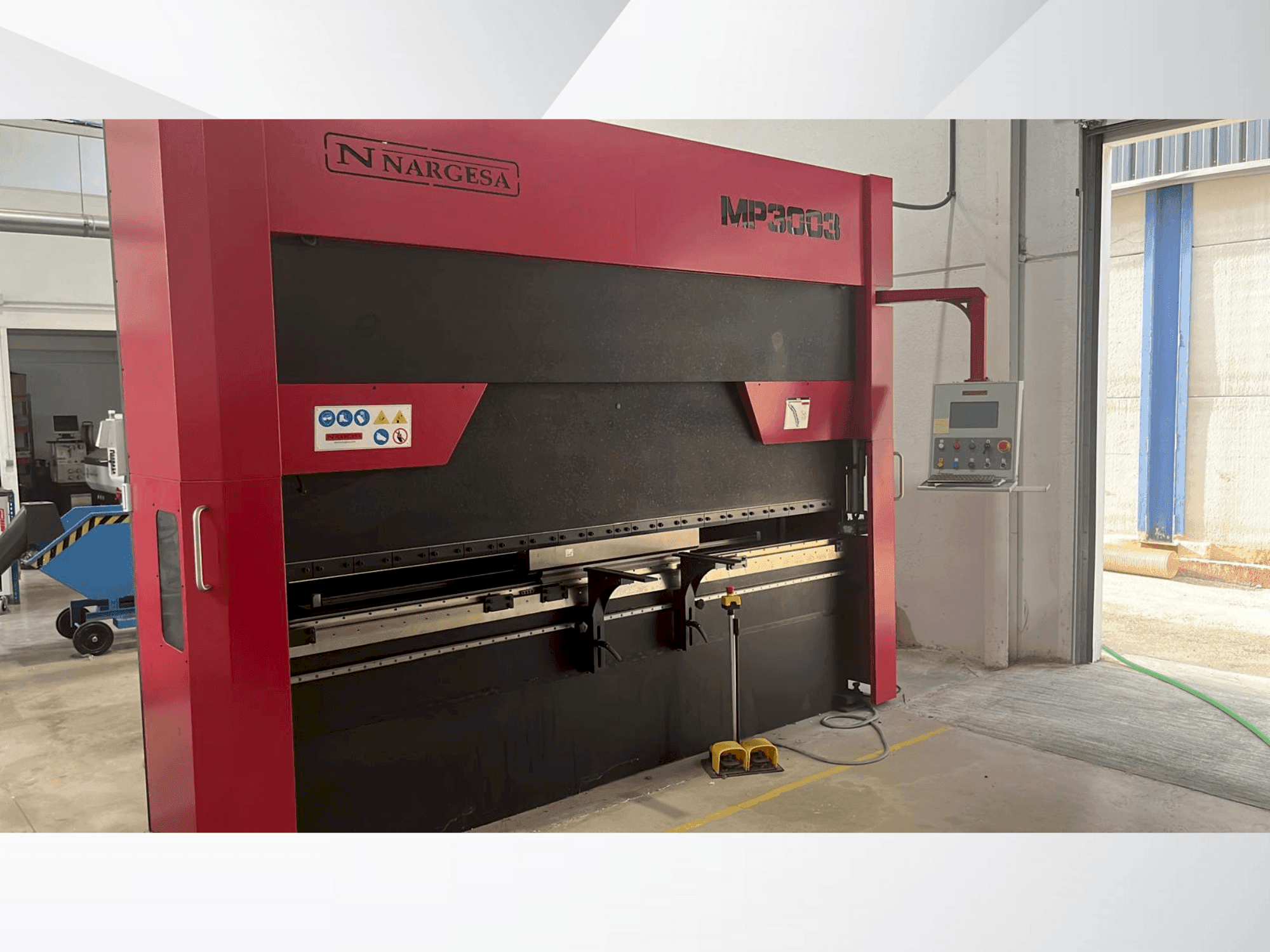 Mašīnas NARGESA 3003 pretskats