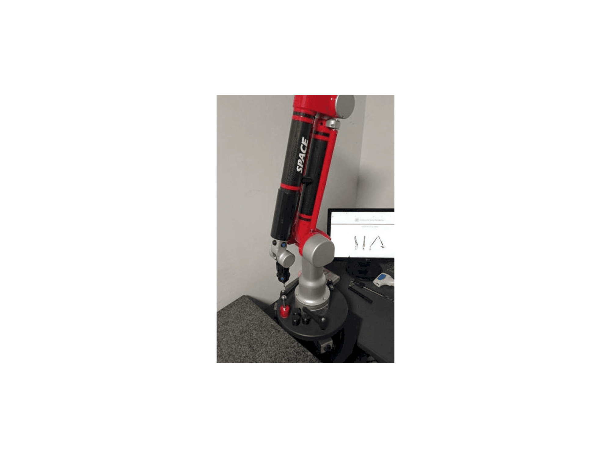 Mašīnas Tomelleri Engineering Space - 6 Axes pretskats