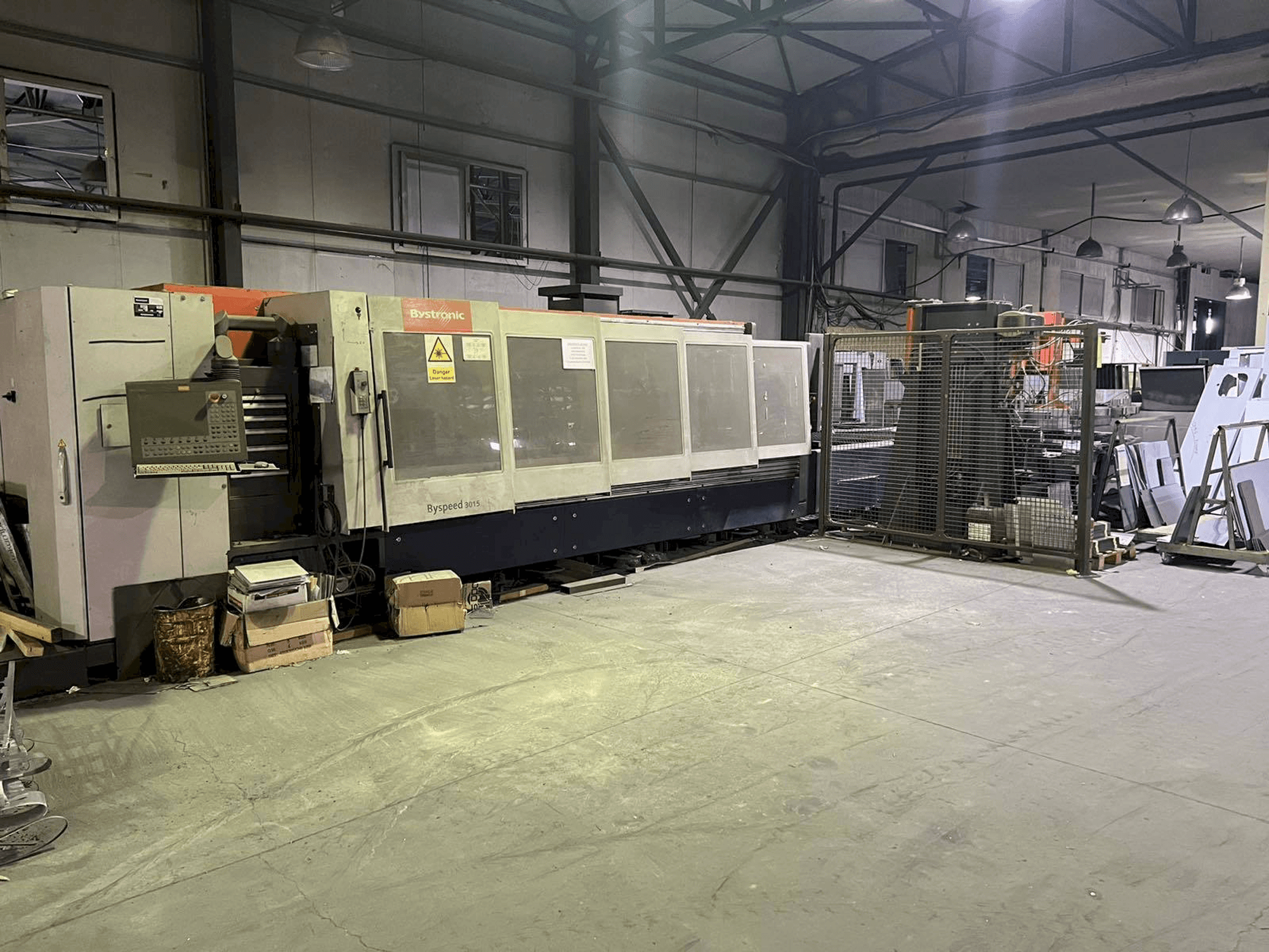 Mašīnas Bystronic Byspeed 3015 pretskats