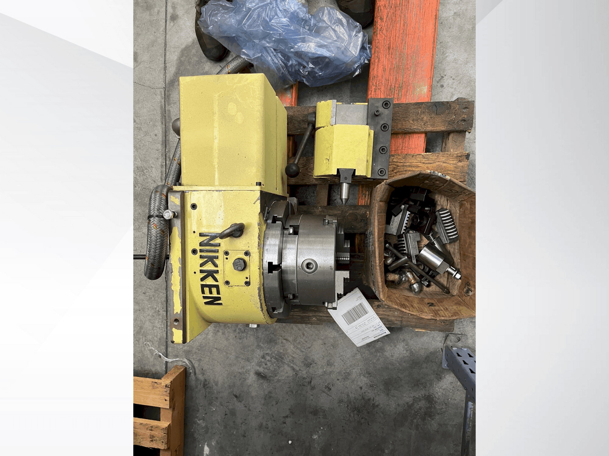 Mašīnas NIKKEN CNC 260 pretskats