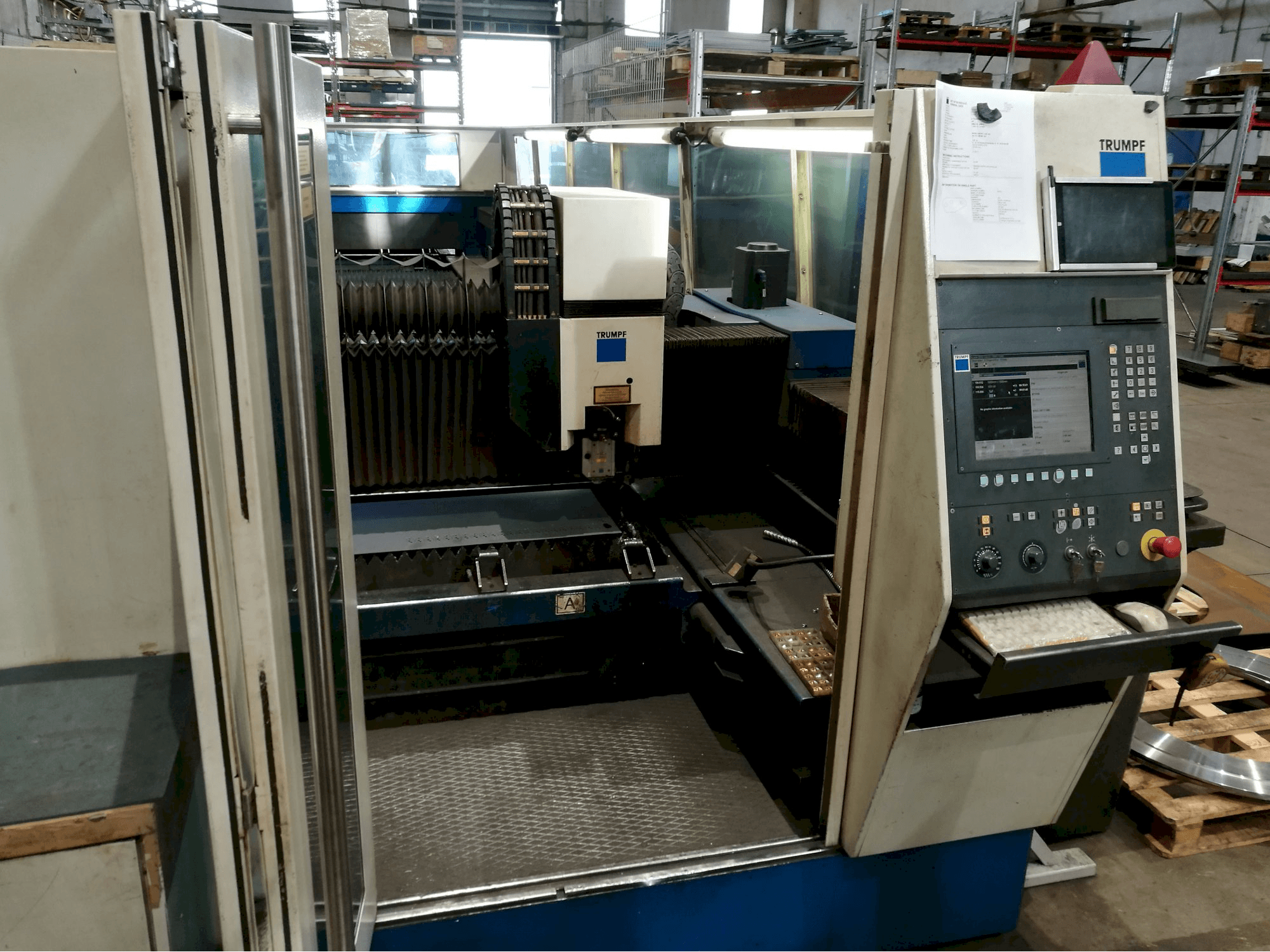 Mašīnas Trumpf TruLaser 5060 pretskats