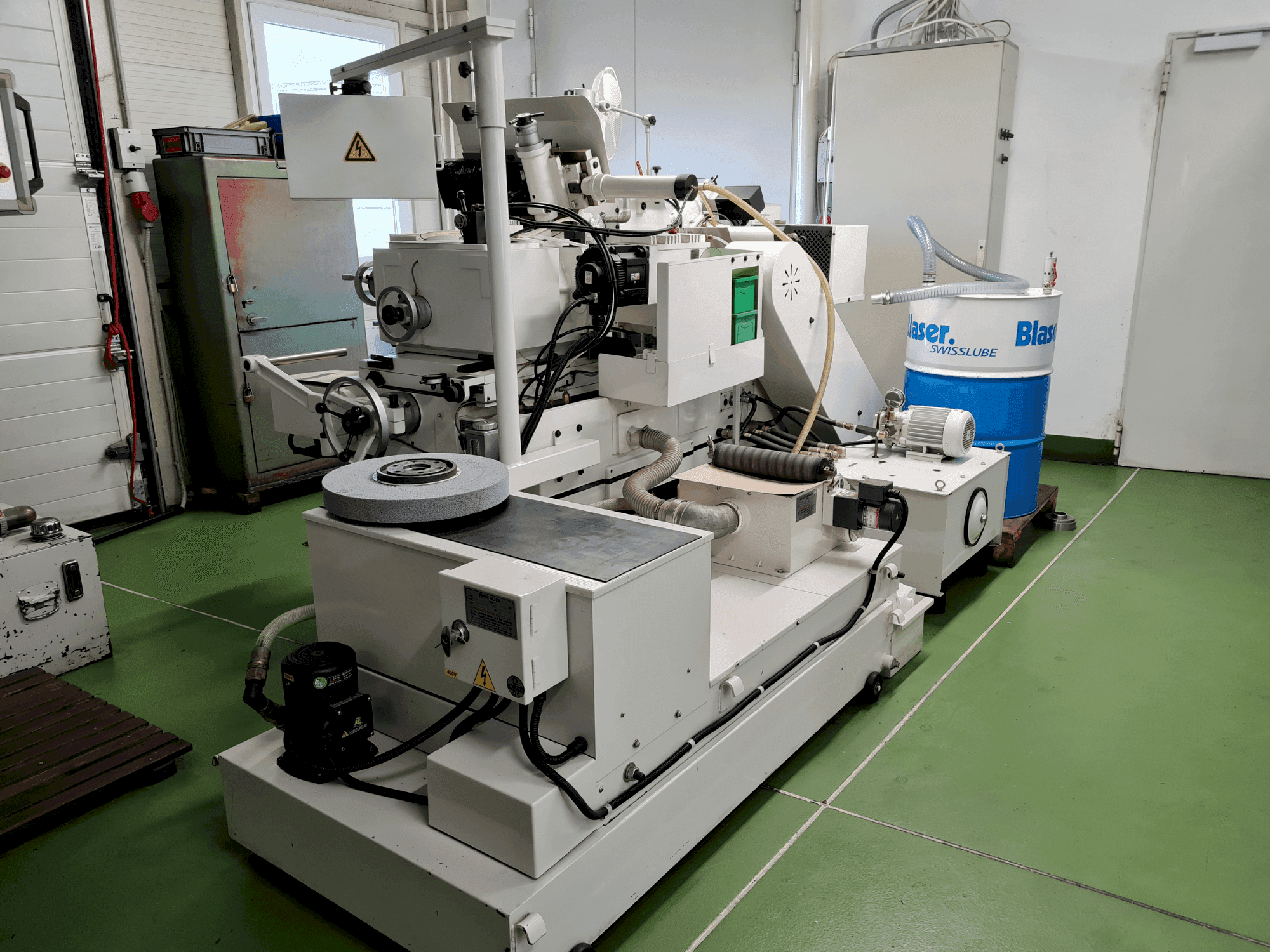 Mašīnas Pinnacle PC20NC pretskats