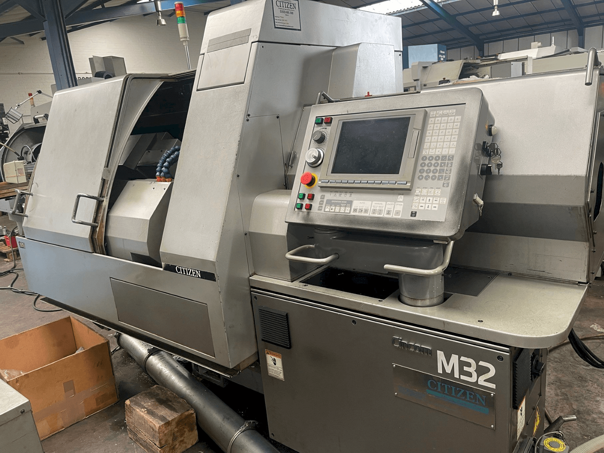 Mašīnas Citizen M-32V pretskats