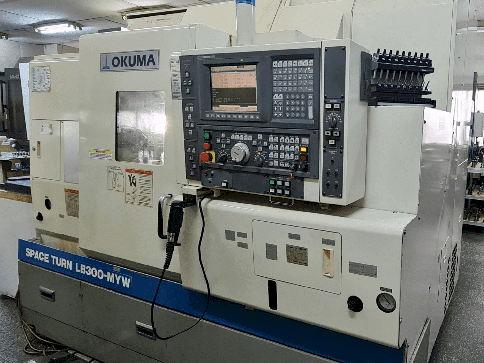 Mašīnas Okuma Space Turn LB 300 MYW pretskats