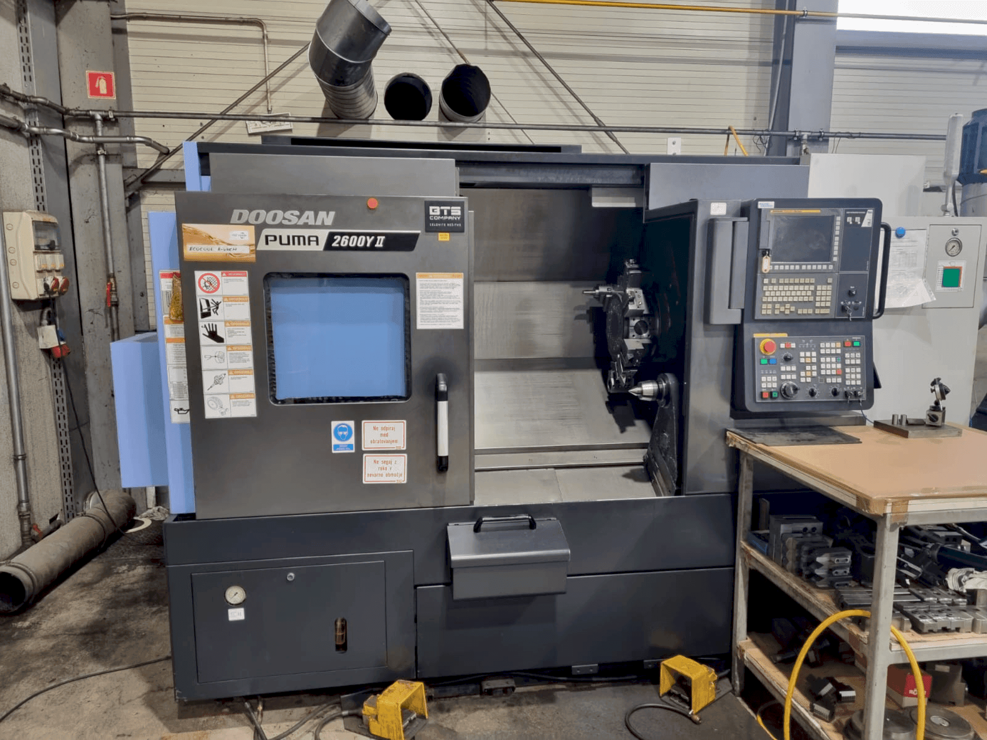 Mašīnas DOOSAN Puma 2600Y II pretskats