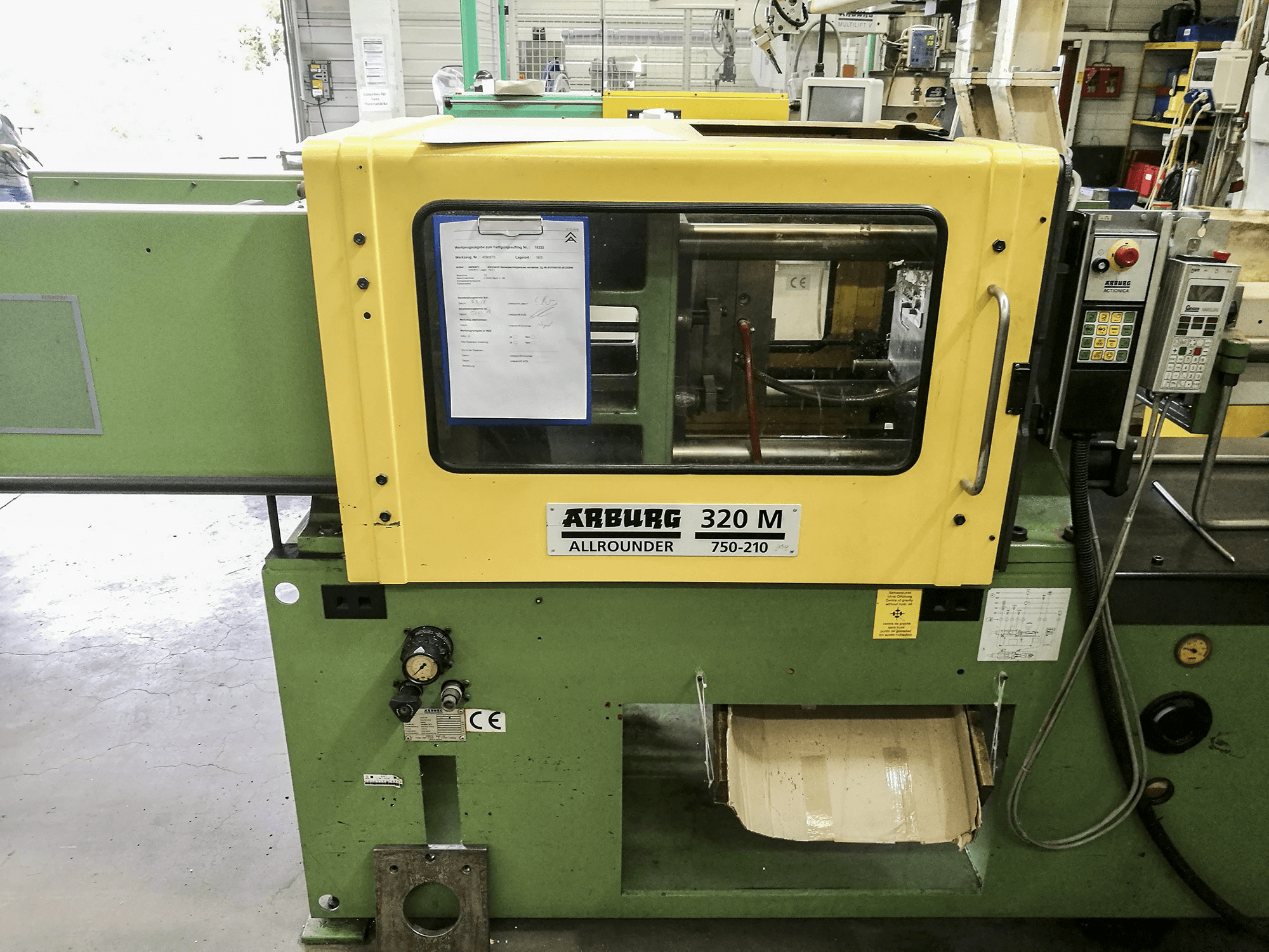 Mašīnas Arburg 320M 750-210 pretskats