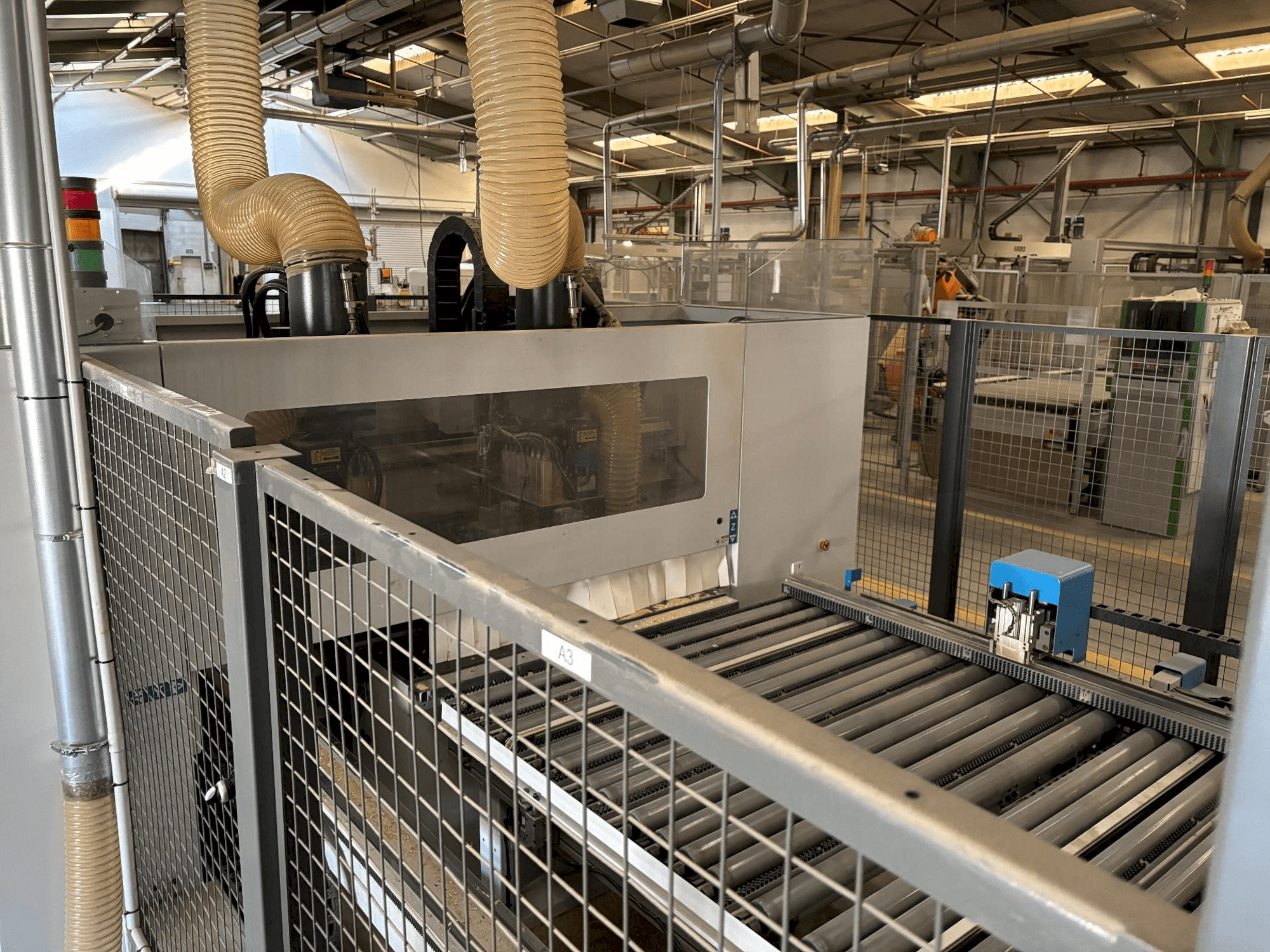 Mašīnas MASTERWOOD MASTERDRILL TF 600 SA pretskats