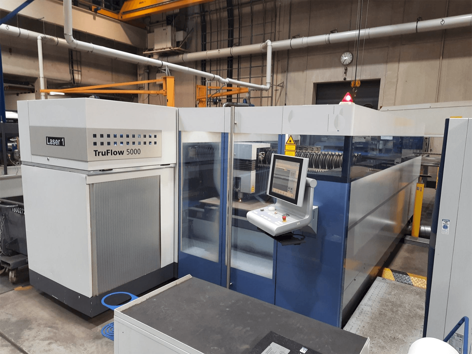 Mašīnas Trumpf L 3030 with Liftmaster pretskats
