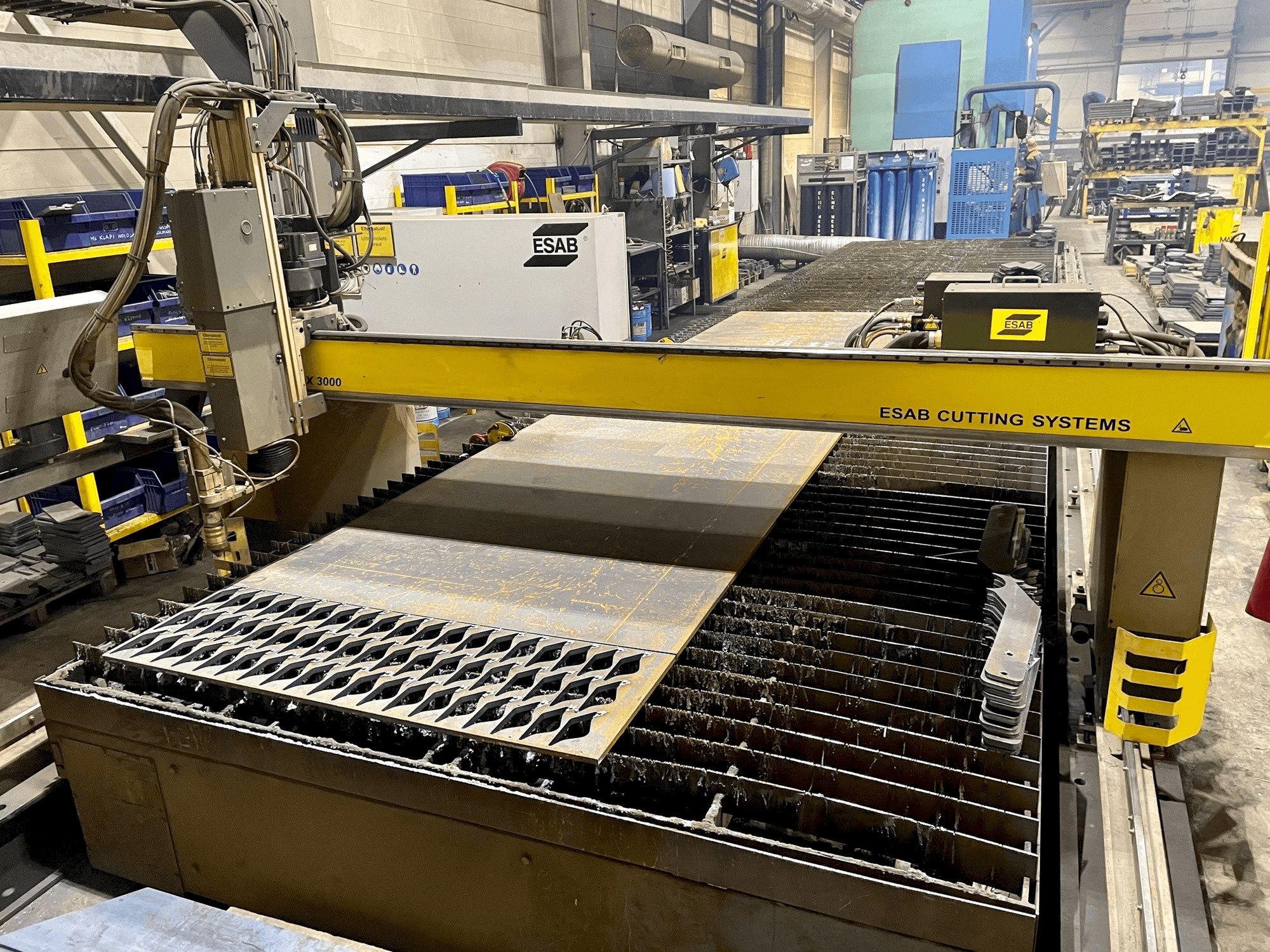 Mašīnas ESAB Combirex DX 3000 pretskats
