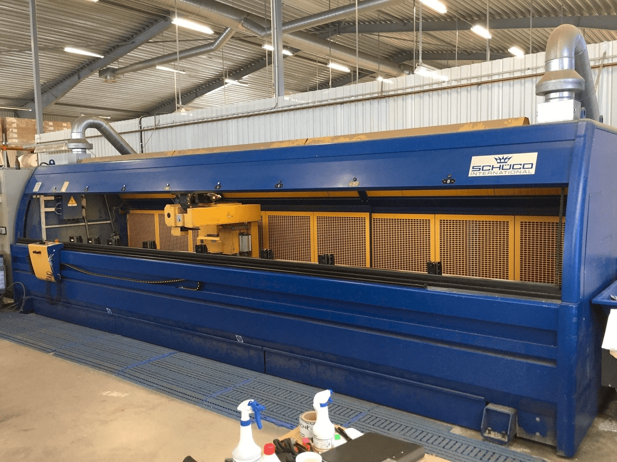 Mašīnas Emmegi Comet pretskats