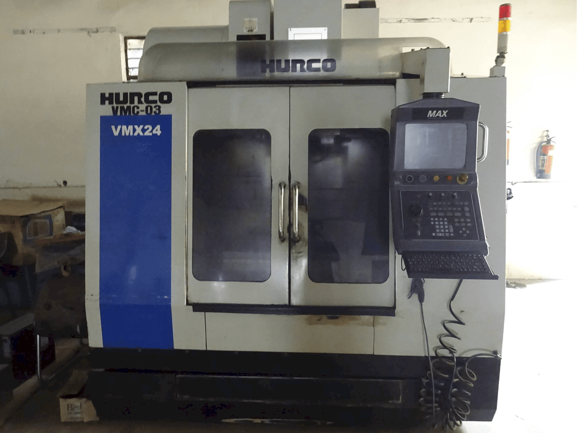 Mašīnas Hurco VMX24 pretskats