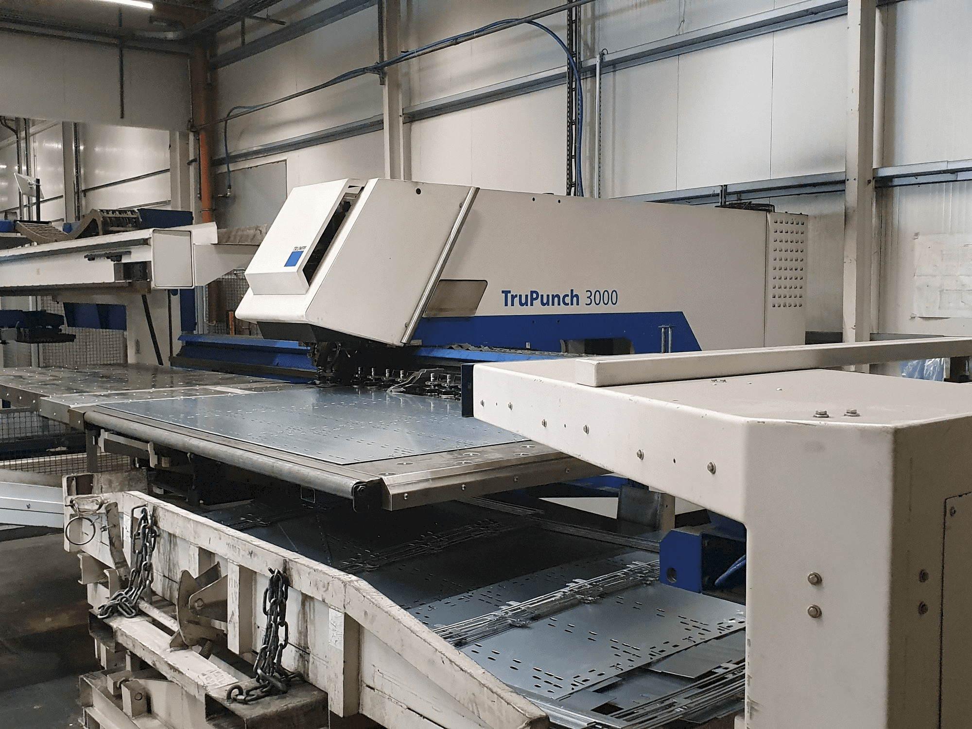 Mašīnas Trumpf TruPunch 3000 Sheet Master pretskats