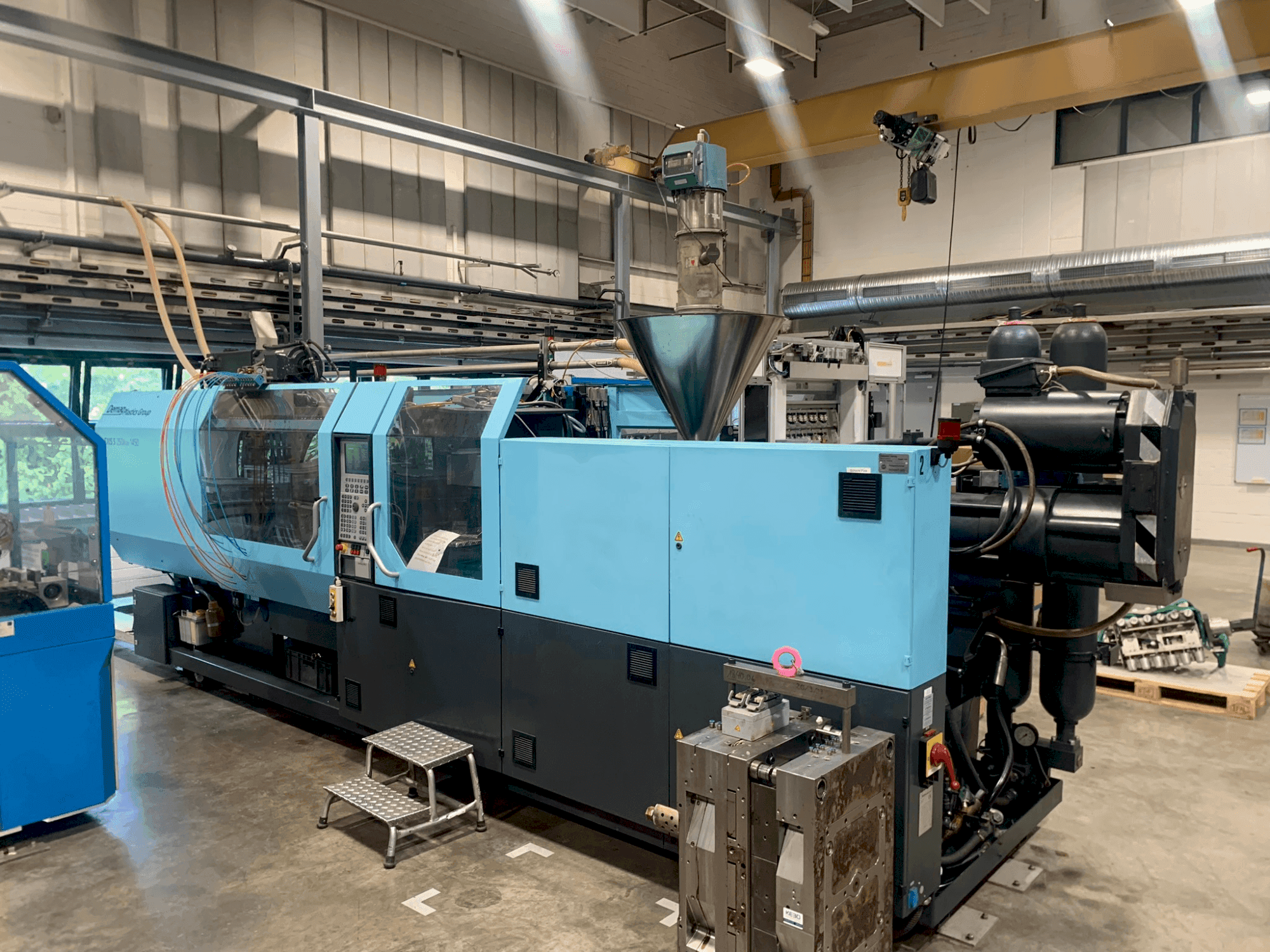 Mašīnas DEMAG EL-Exis S 250/630-1450 pretskats