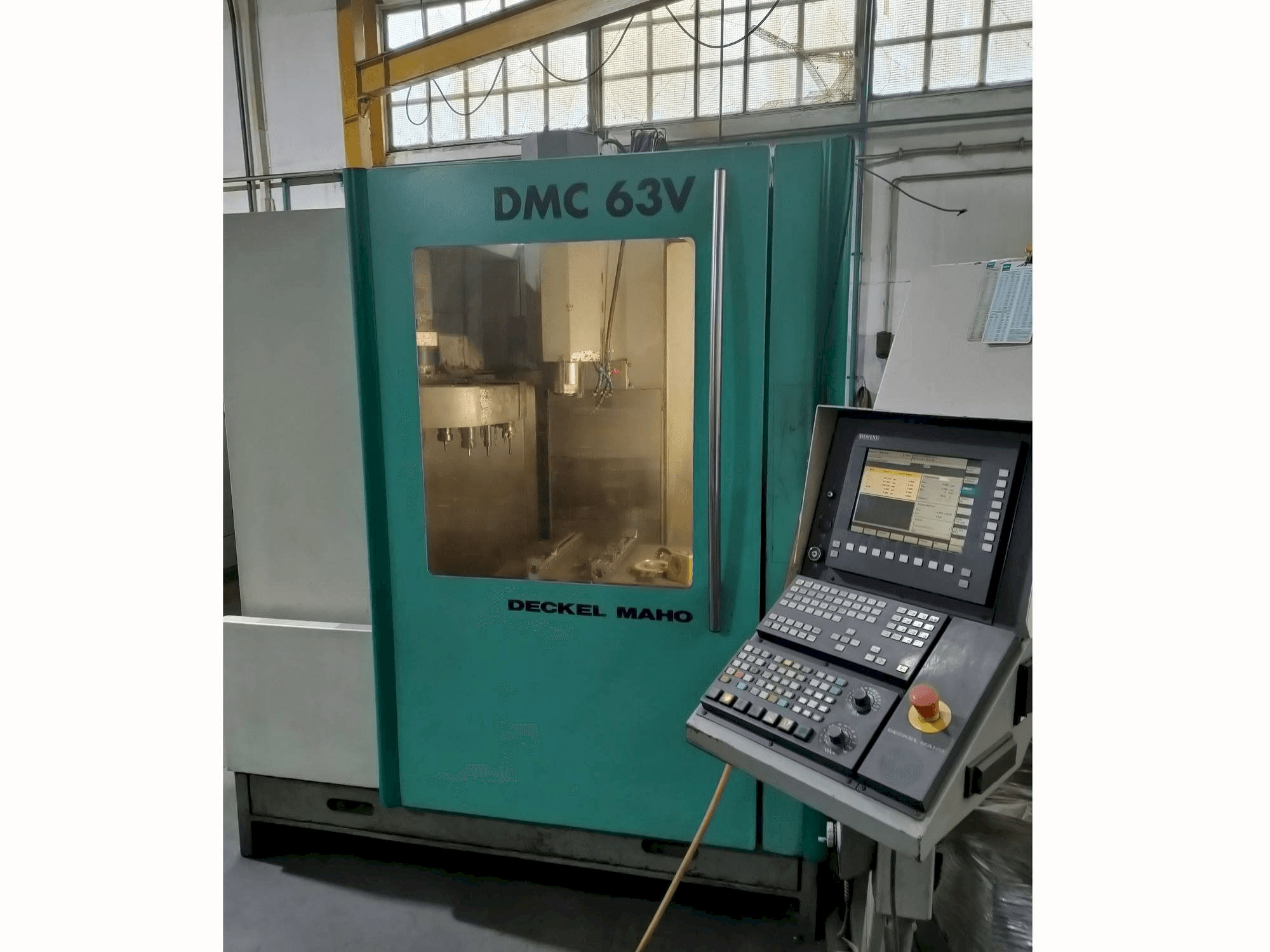 Mašīnas DECKEL MAHO DMC 63V pretskats