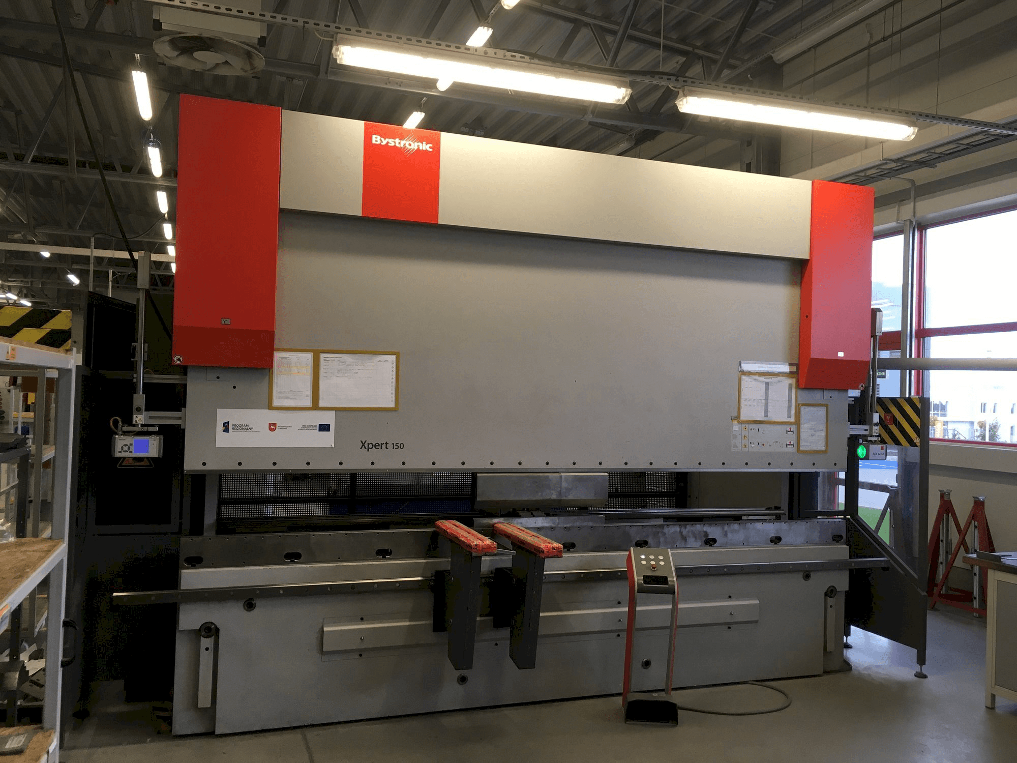 Mašīnas Bystronic Xpert 150/4100 pretskats