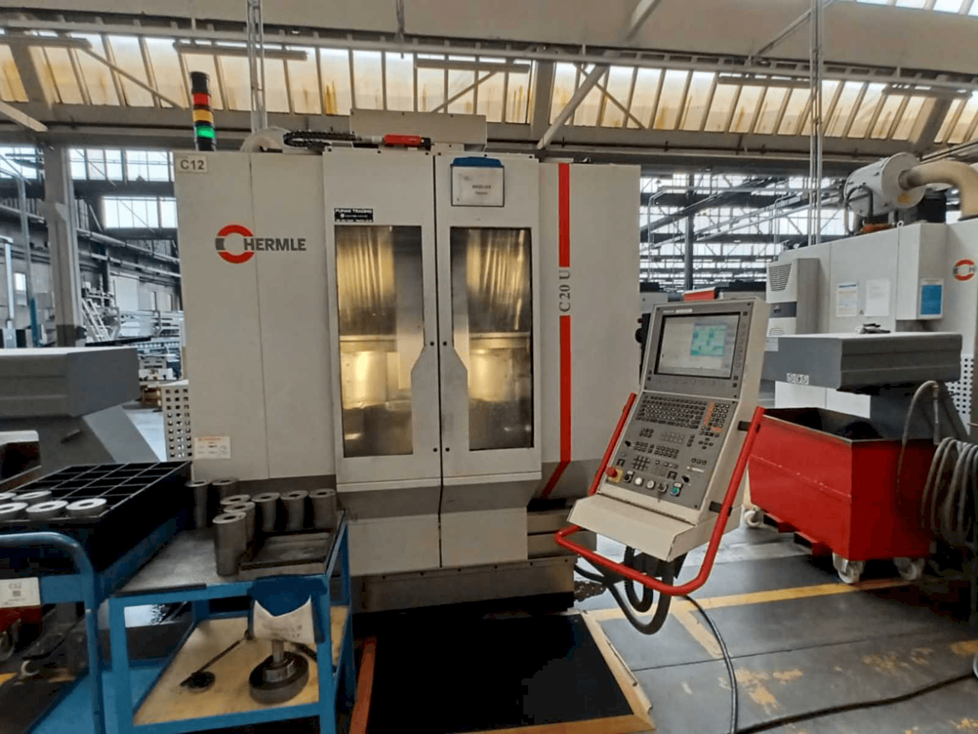 Mašīnas HERMLE C20U pretskats