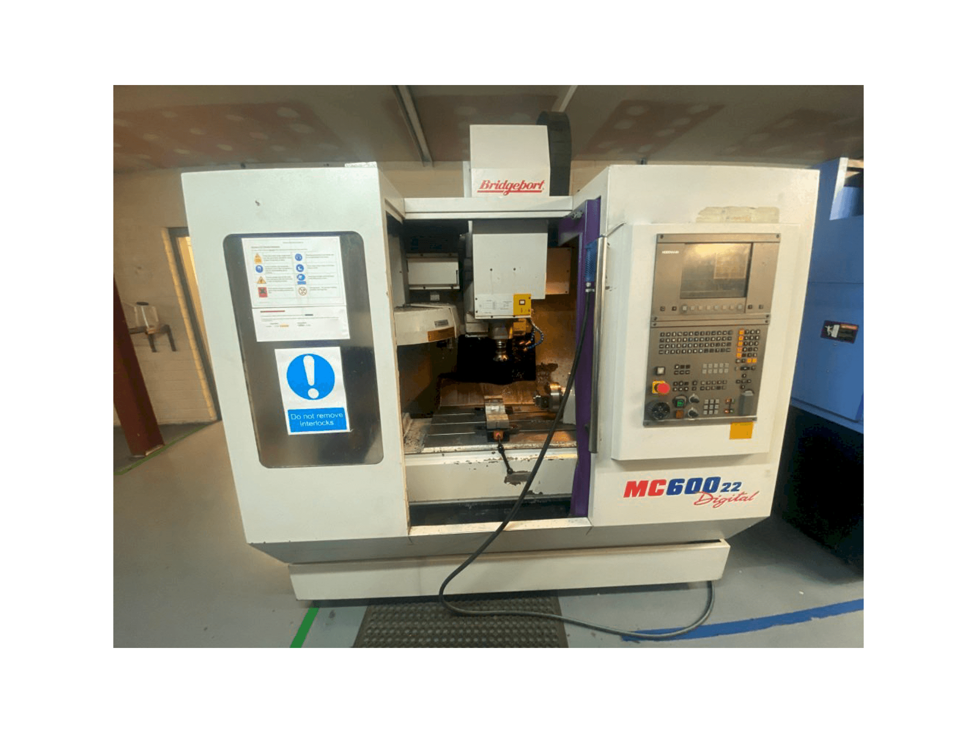 Mašīnas Bridgeport VMC 600 pretskats